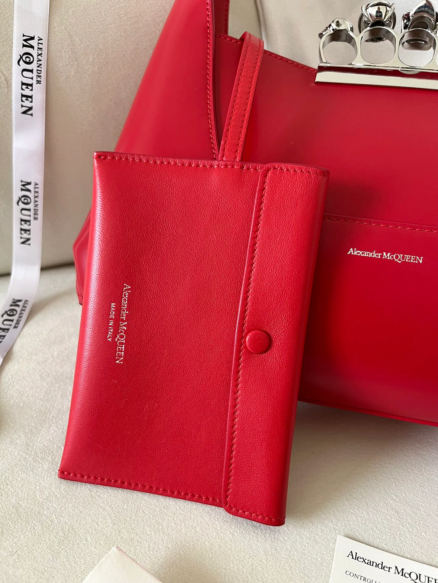 Сумки На Ремне Женские Alexander Mcqueen 11472561