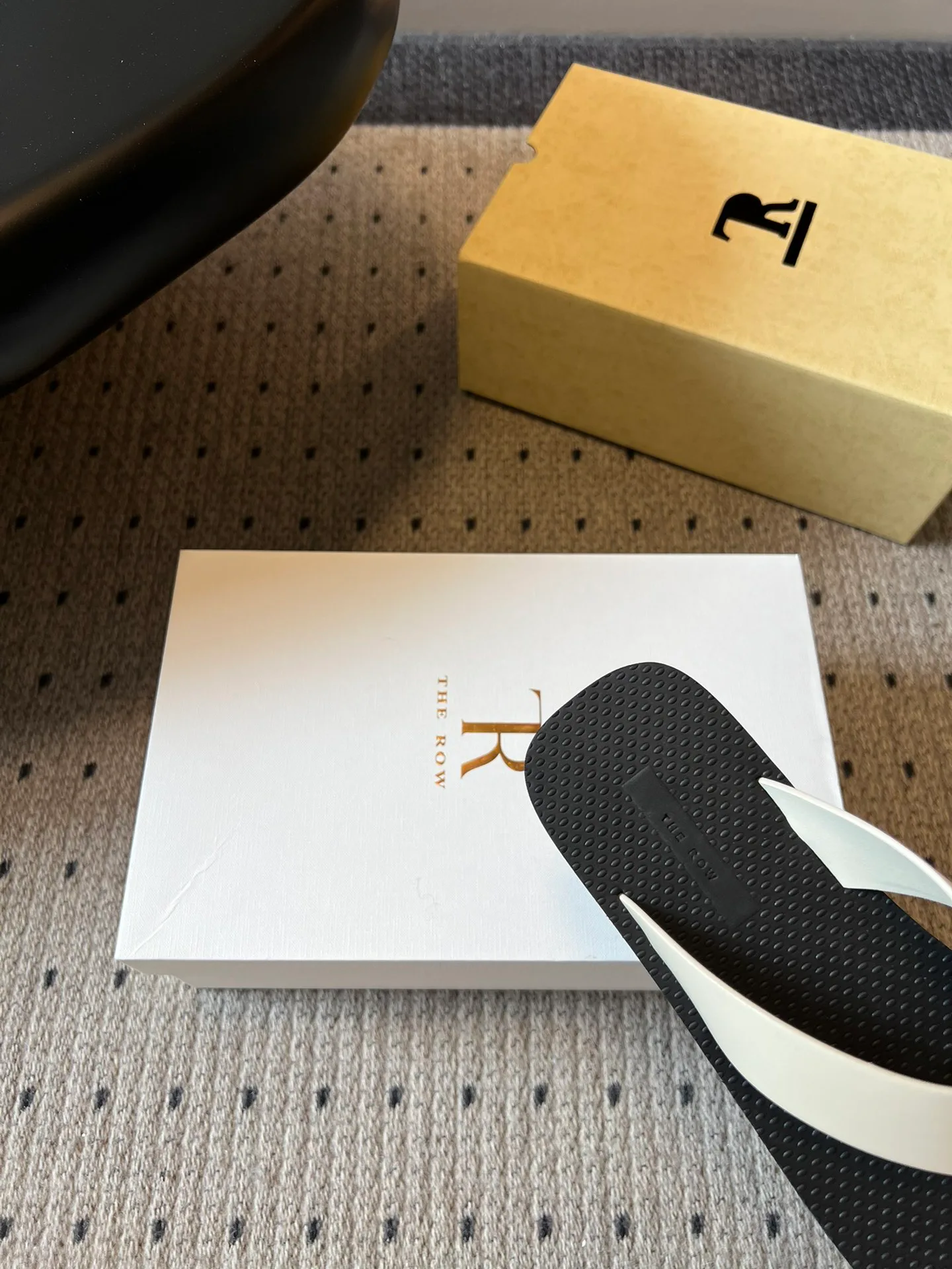 Шлепанцы Женские The Row 11850678