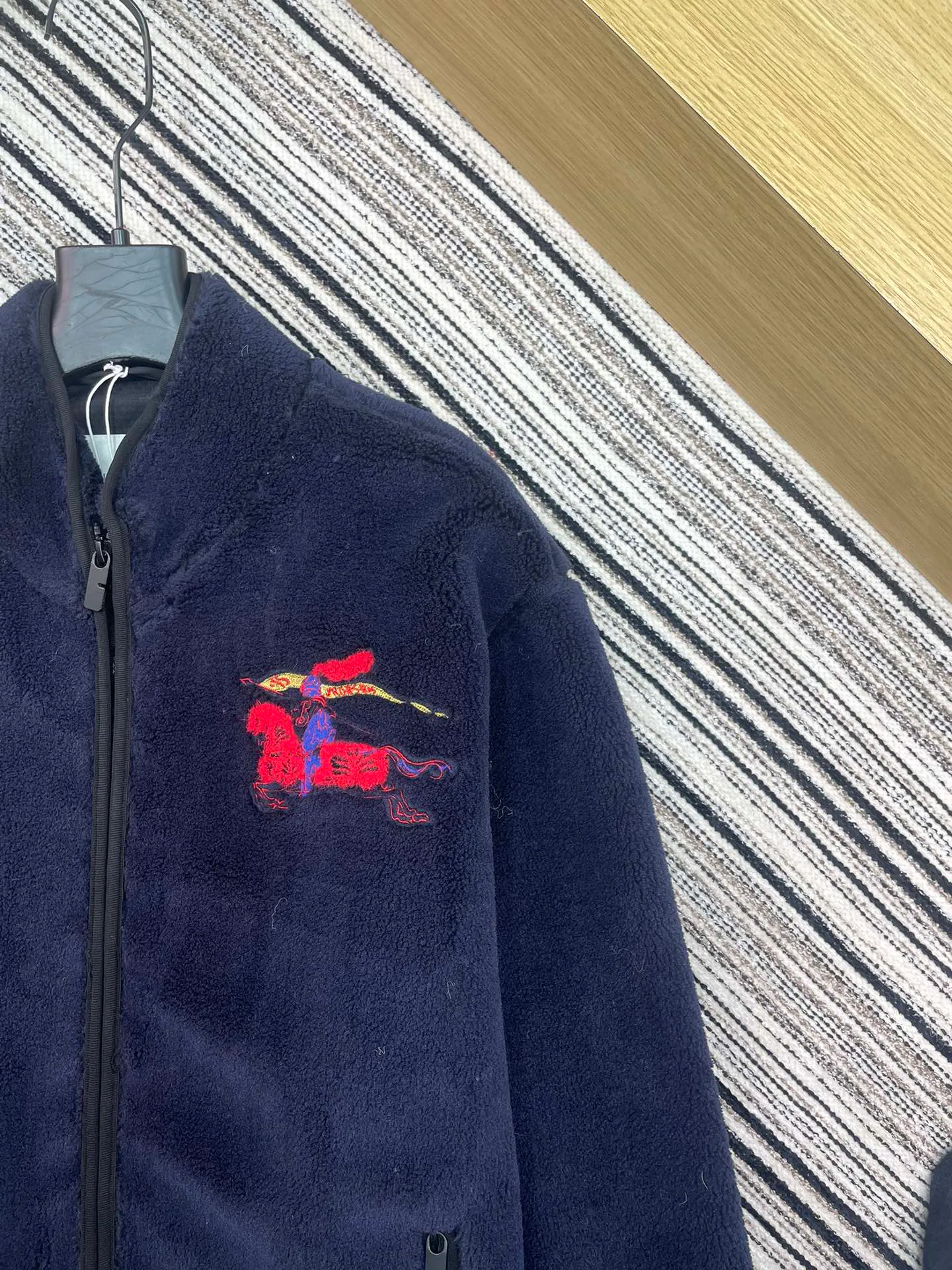 Куртки И Пуховики Женские Burberry 3151946