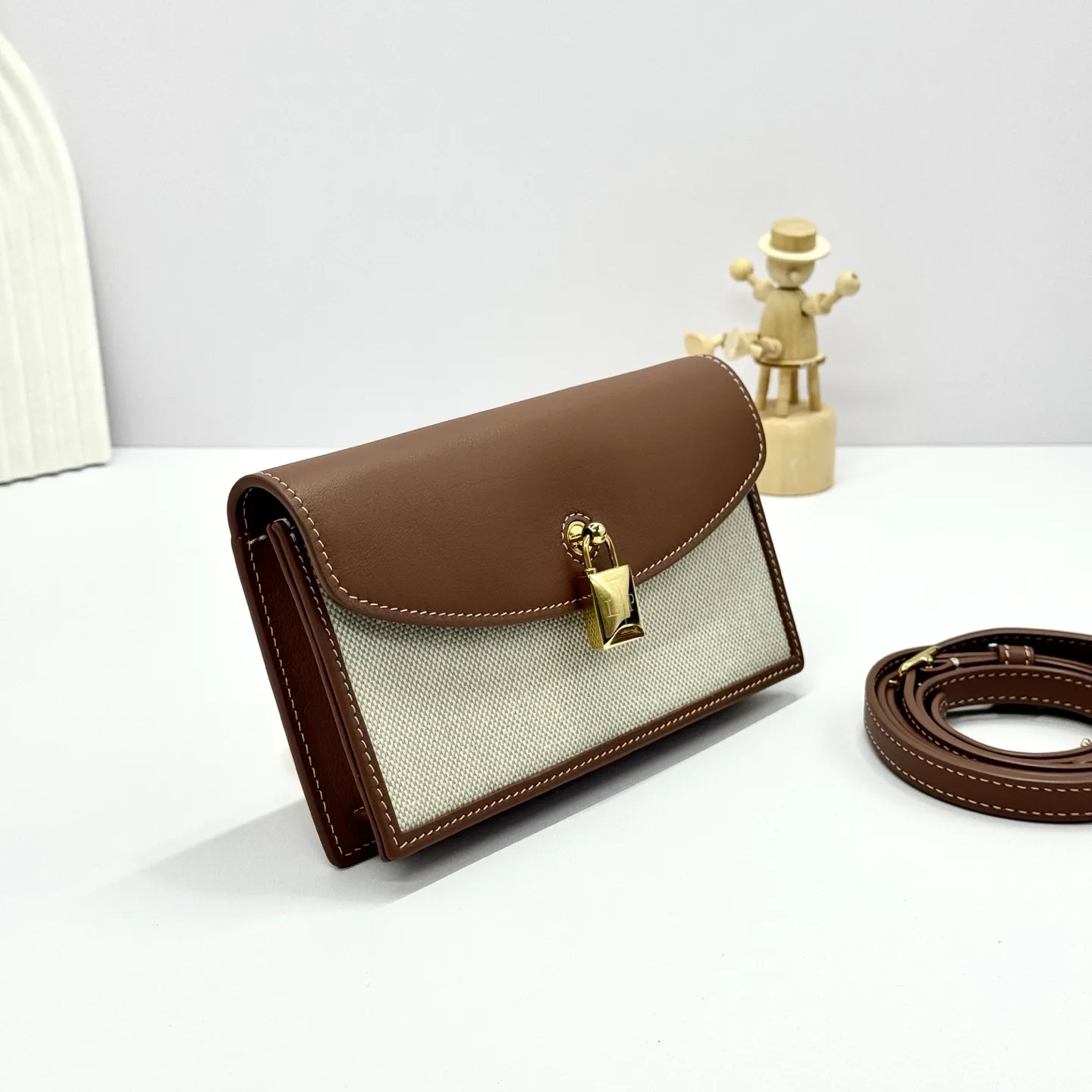 Клатчи Женские Loro Piana 11472632