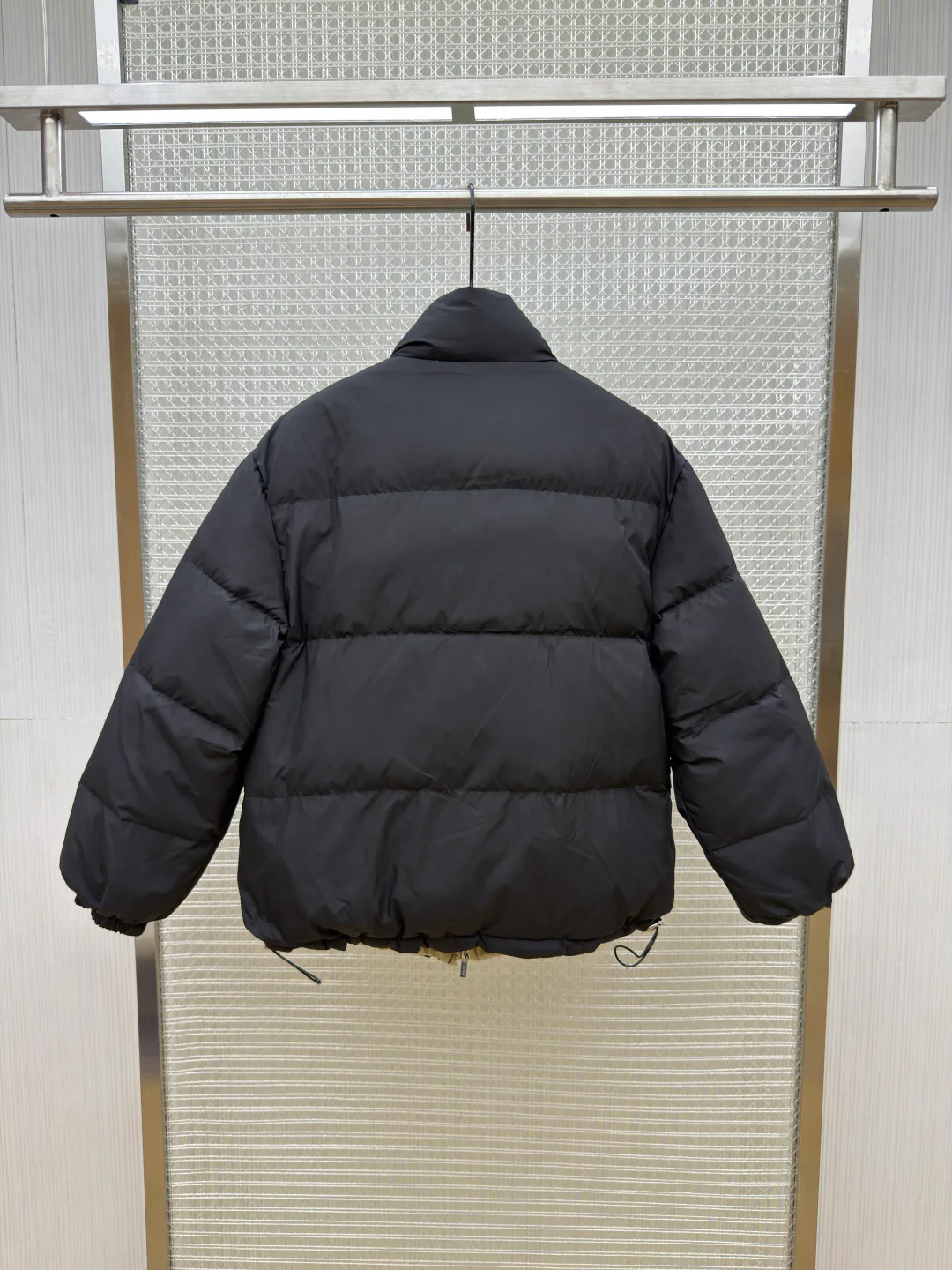 Куртки И Пуховики Женские Miu Miu 18612896