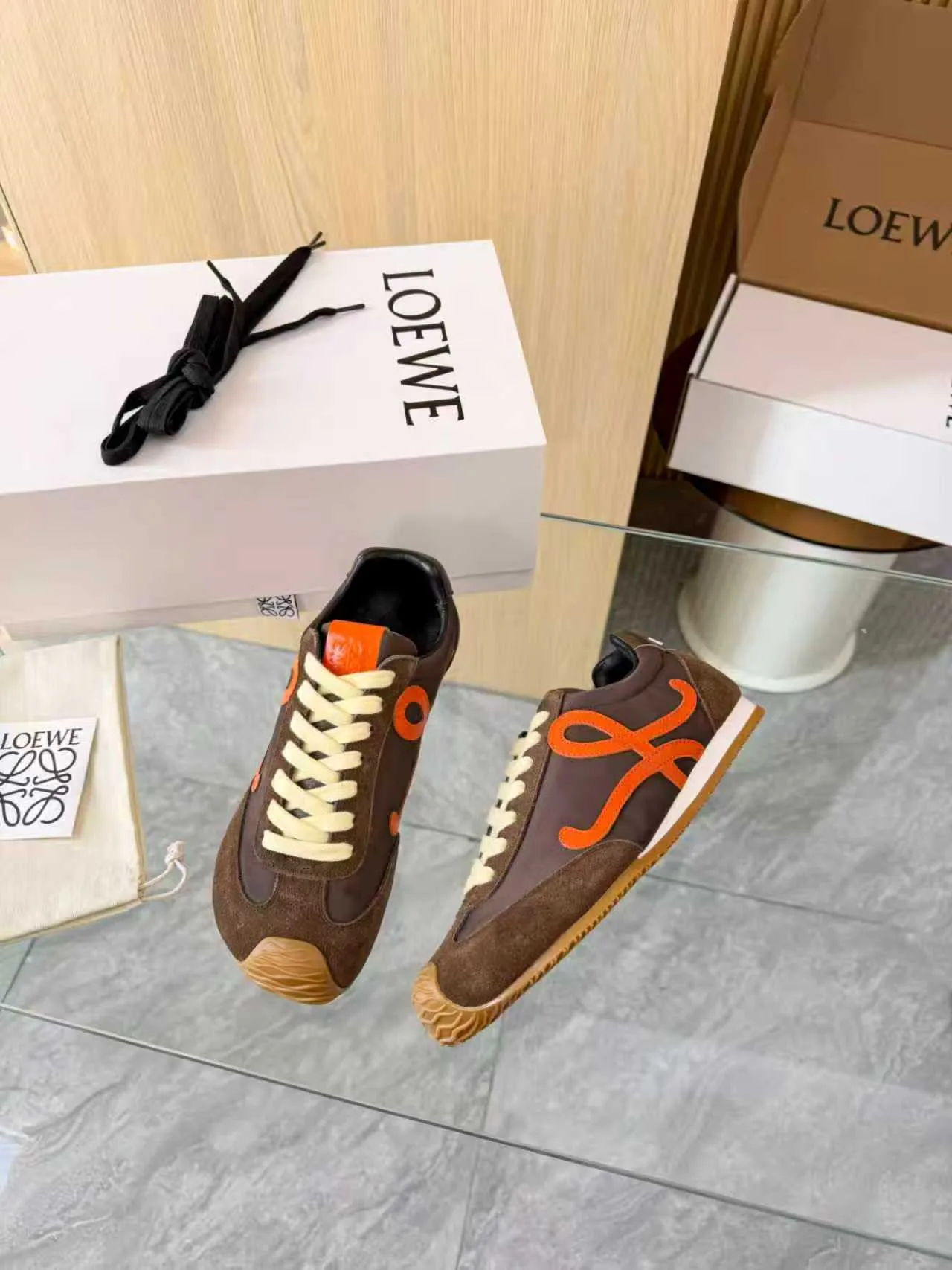 Кроссовки Женские Loewe 4931915