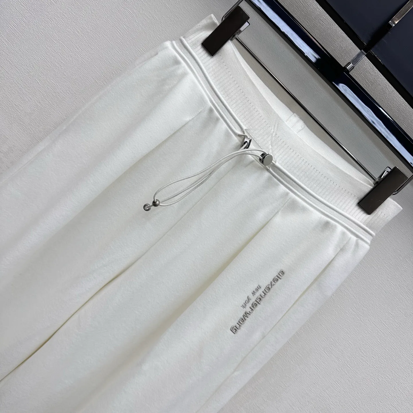 Брюки Женские Alexander Wang 18038420