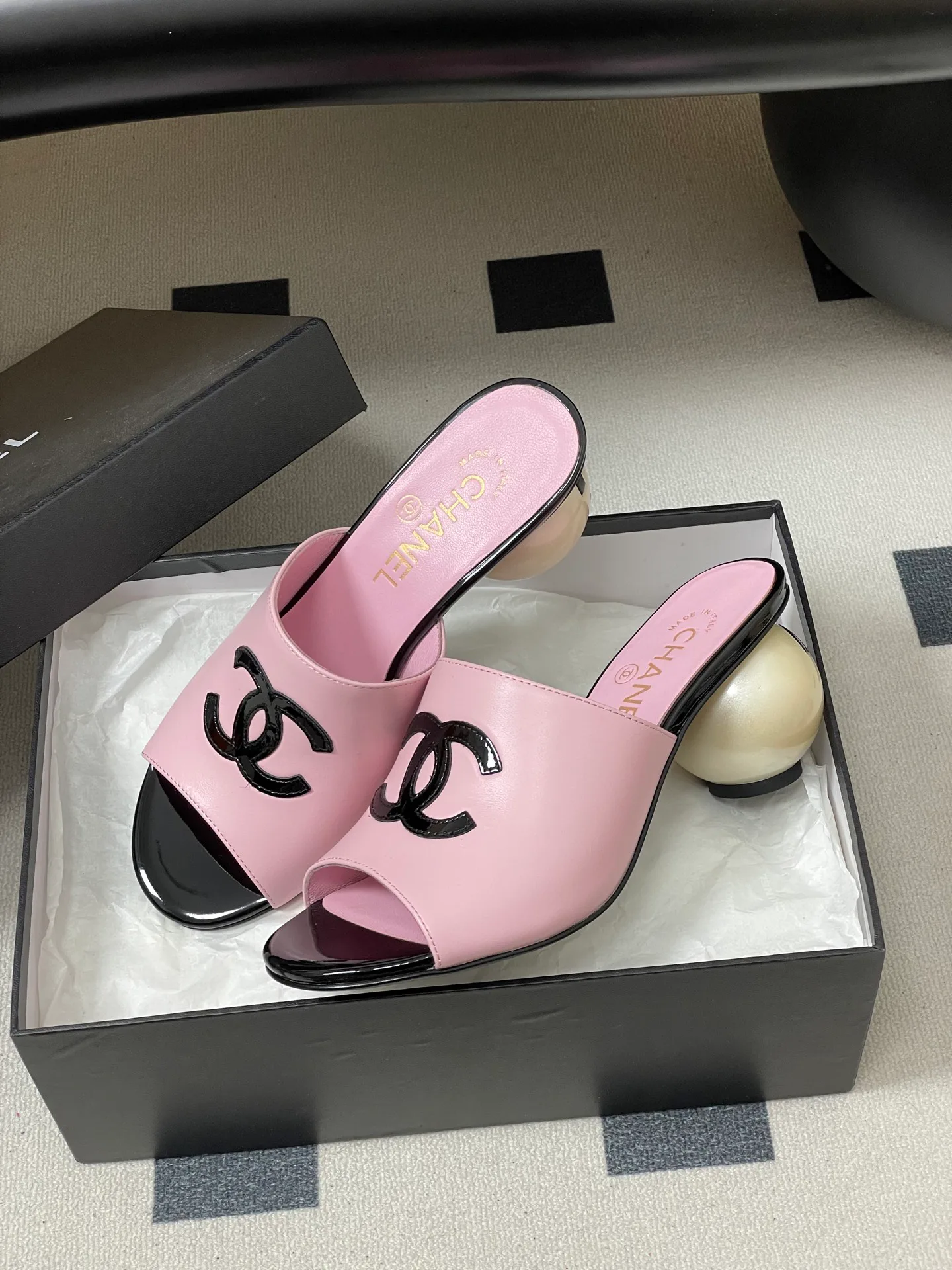 Босоножки Женские Chanel 10993914