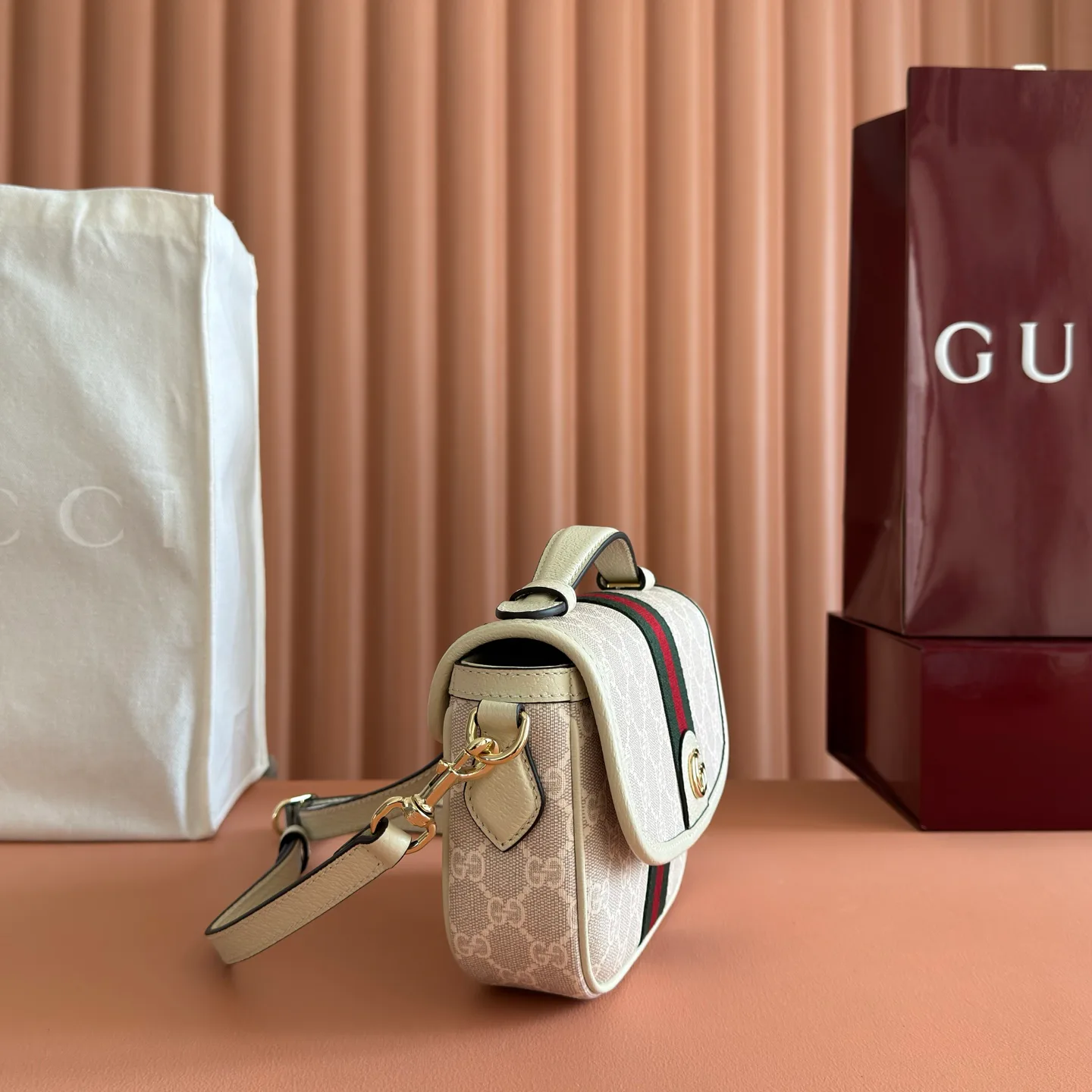Классические Сумки Женские Gucci 11601450