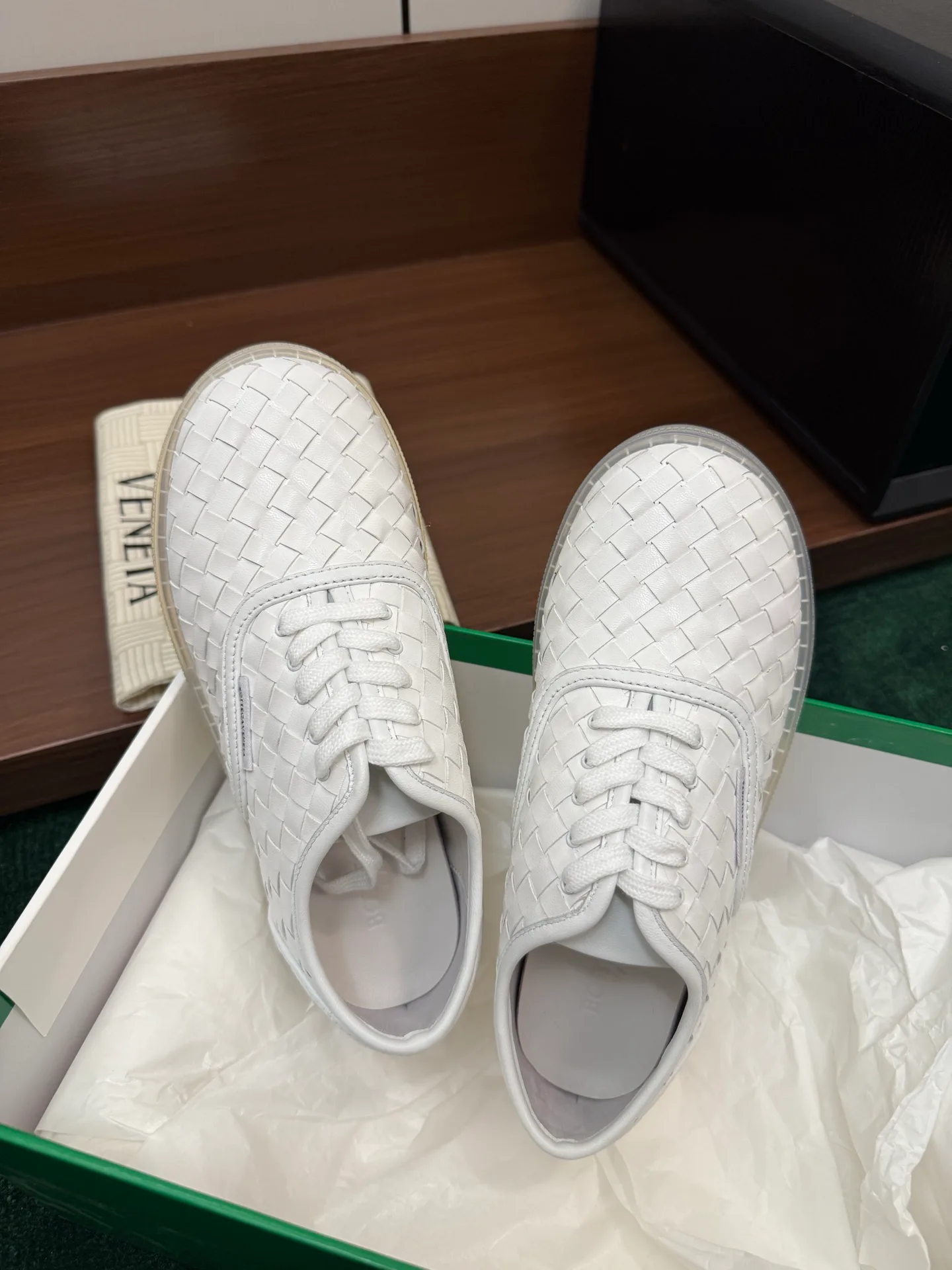 Кроссовки Женские Bottega Veneta 17386182