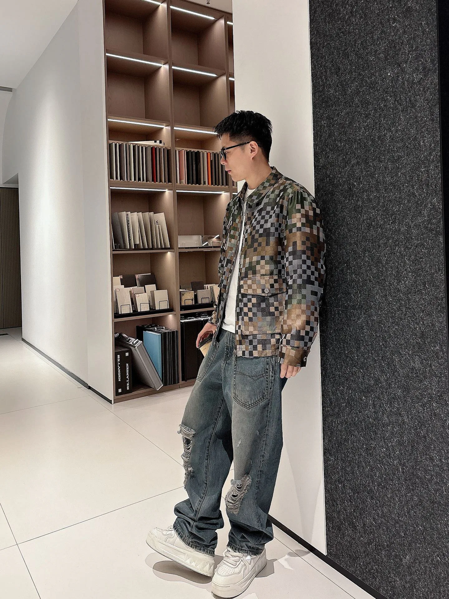 Куртки Женские Louis Vuitton Куртки Женские Louis Vuitton