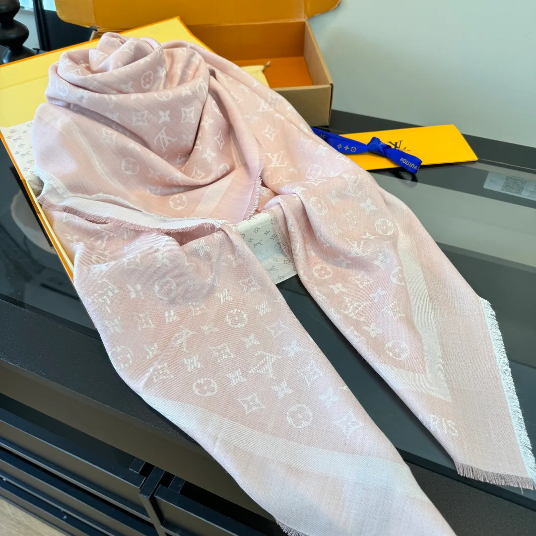 Шарфы Louis Vuitton 17935859