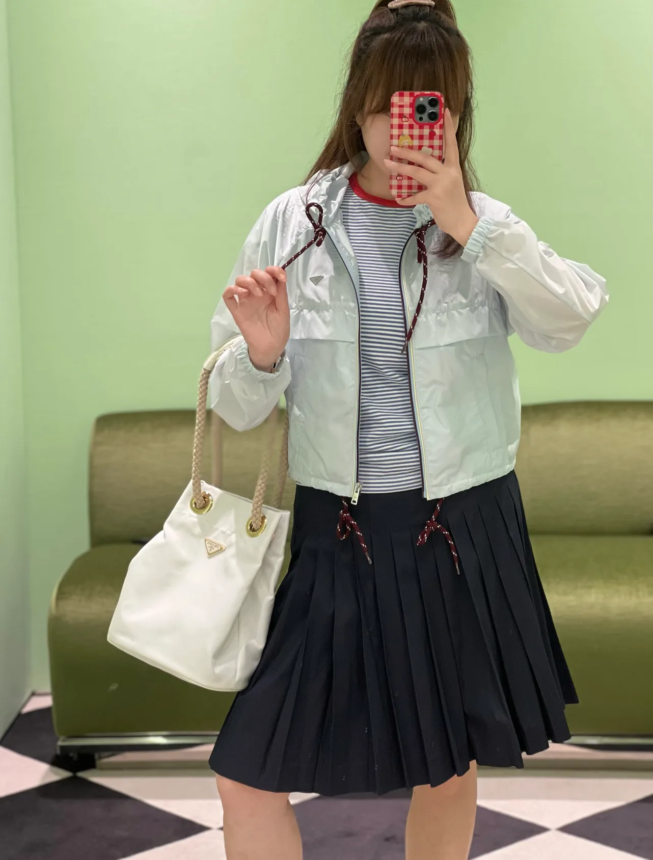 Куртки И Пуховики Женские Prada 11691573