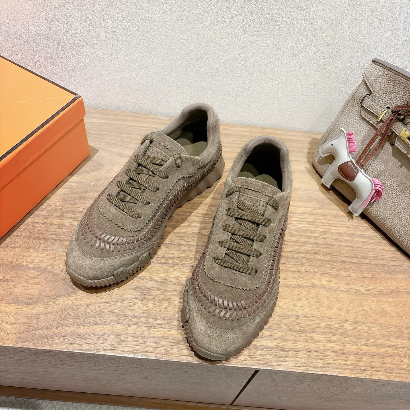 Кроссовки Женские Hermes 10031861