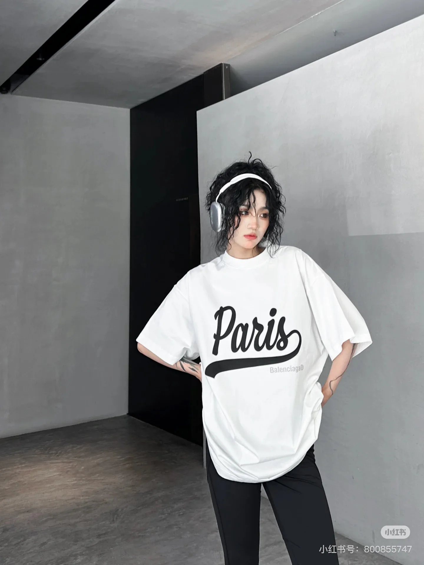 Футболки Женские Balenciaga 3604