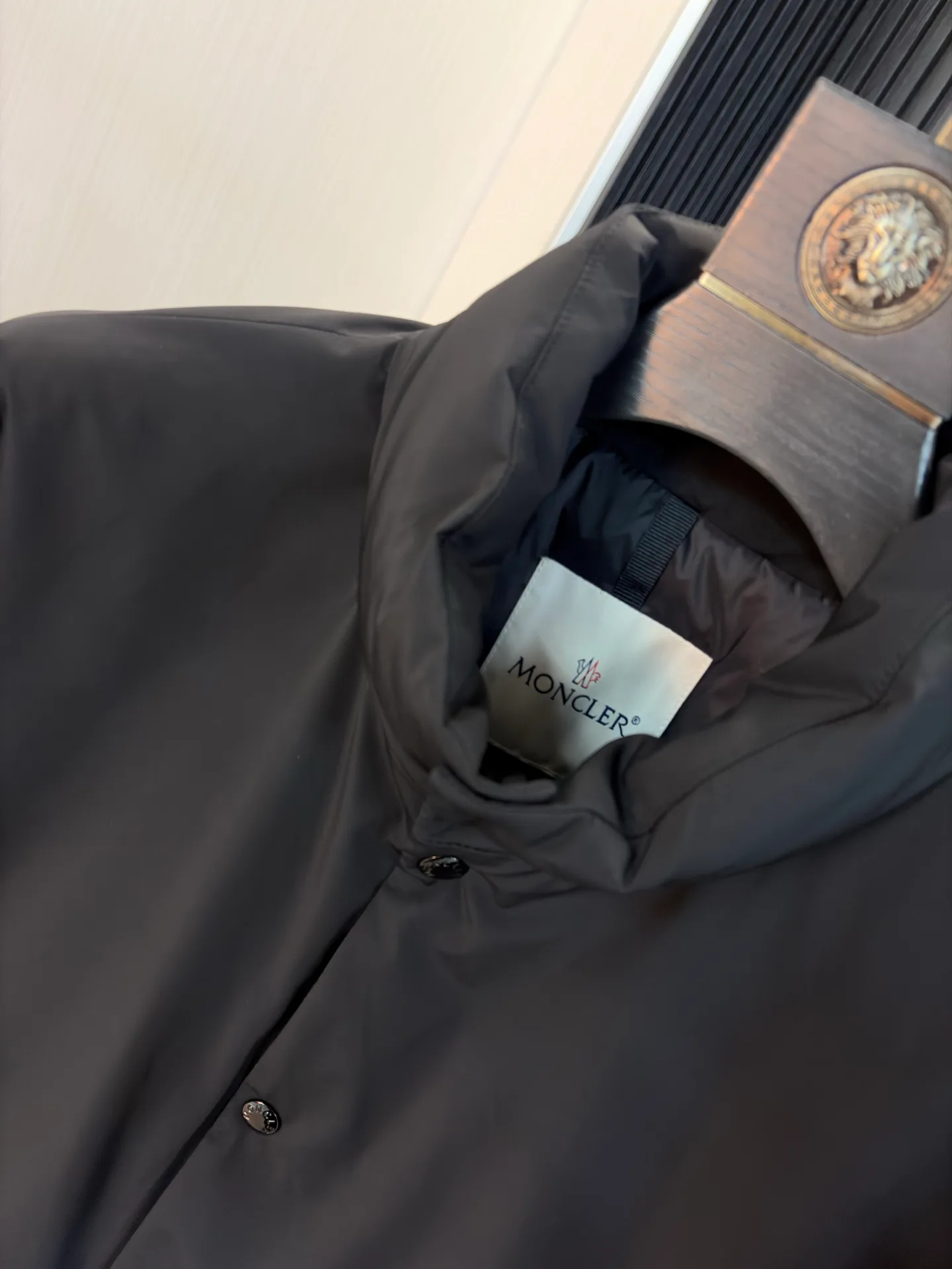Куртки И Пуховики Мужские Moncler 17925275
