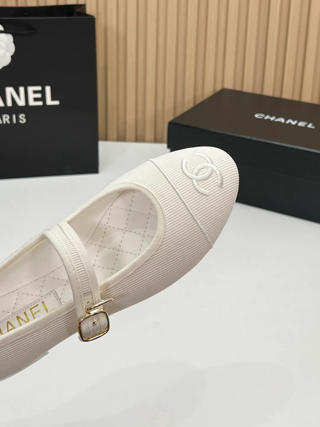 Туфли Женские Chanel 19271195