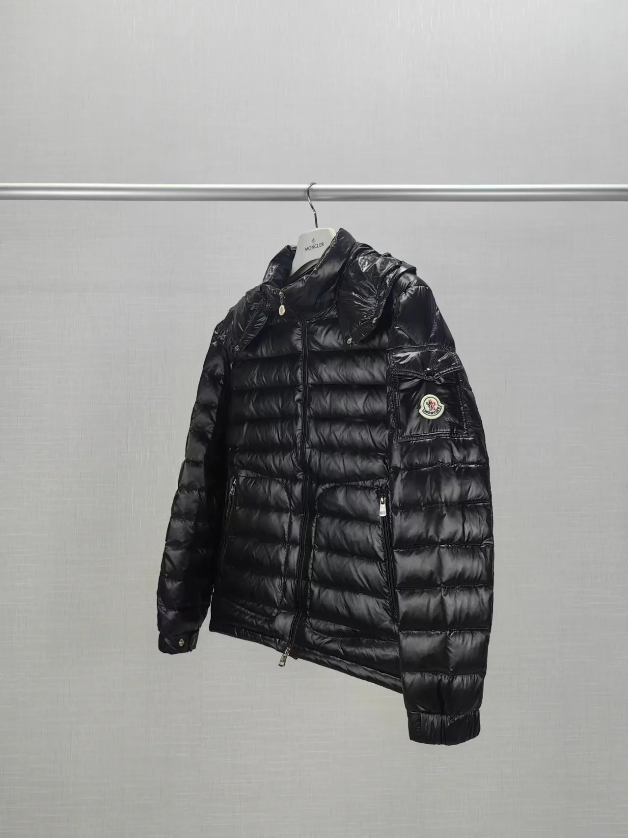 Куртки И Пуховики Женские Moncler 18098785