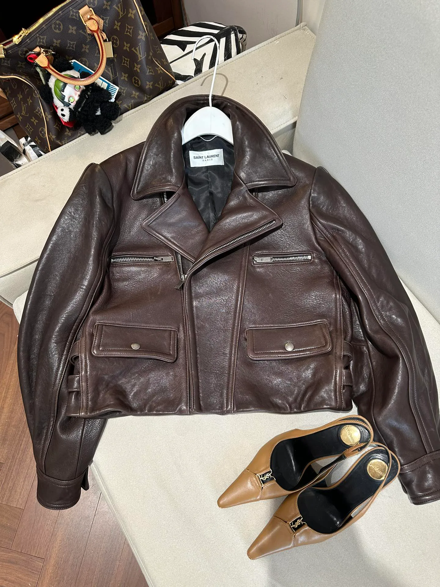 Кожаные Куртки И Дублёнки Женские Saint Laurent 11679706