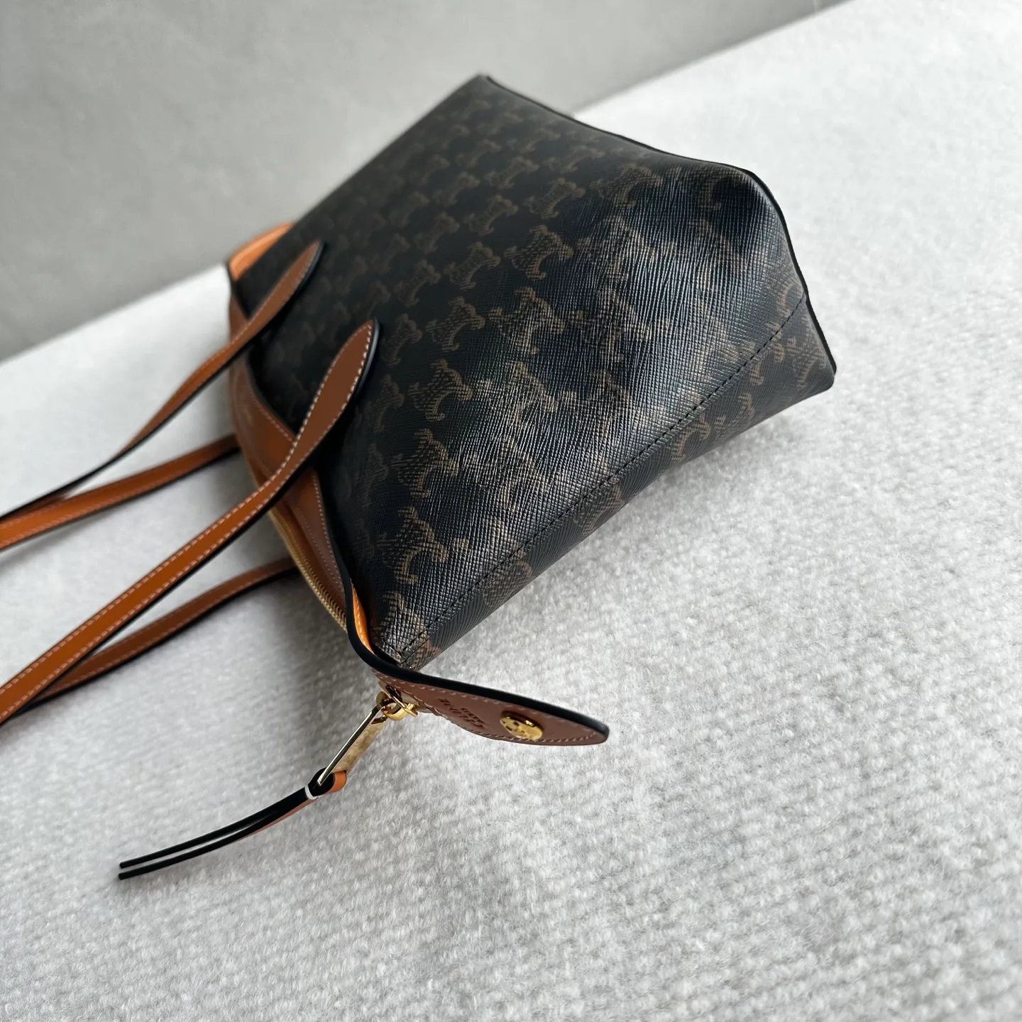 Классические Сумки Женские Celine 17796565