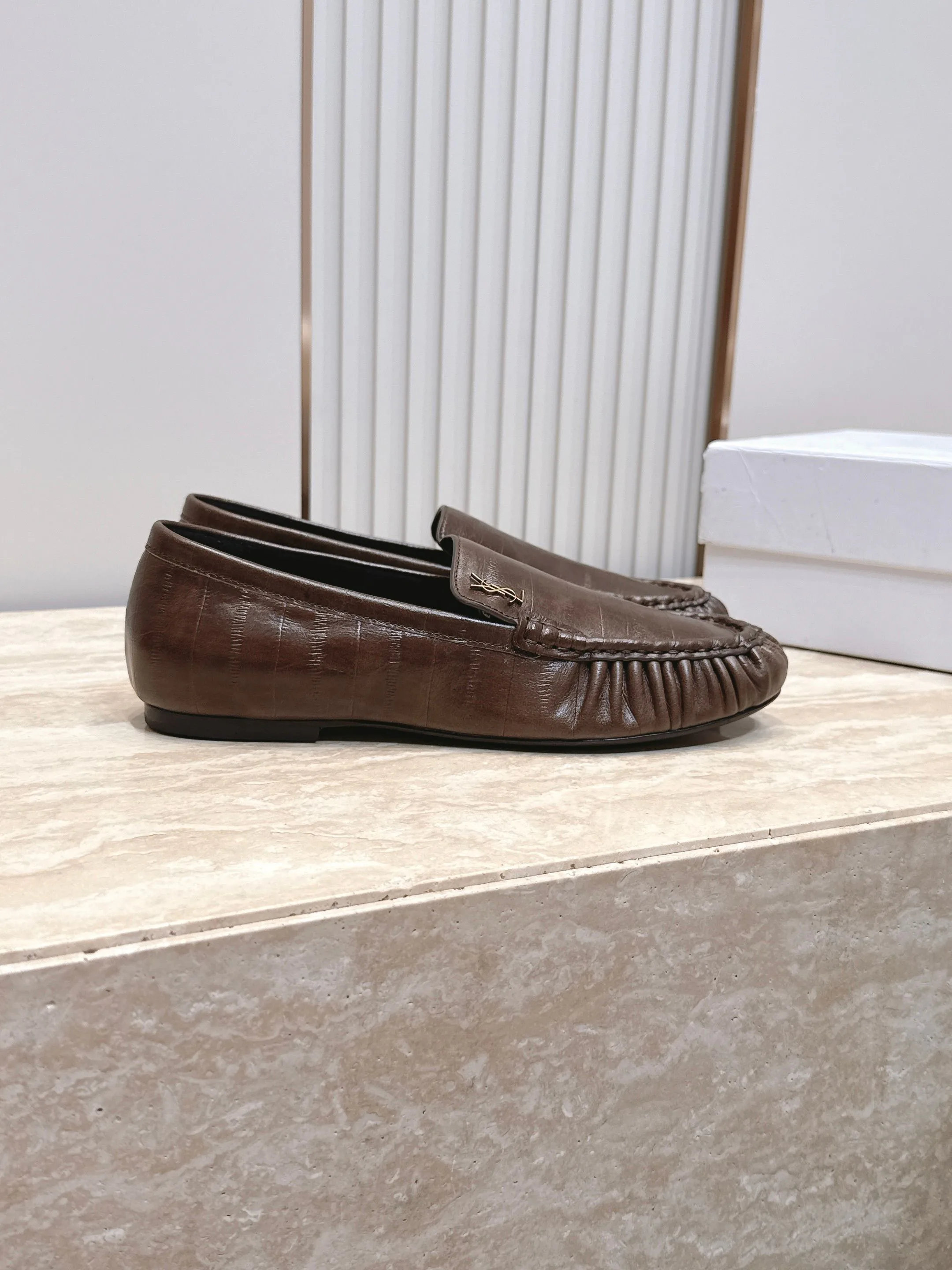 Лоферы И Мокасины Женские Saint Laurent 17701329