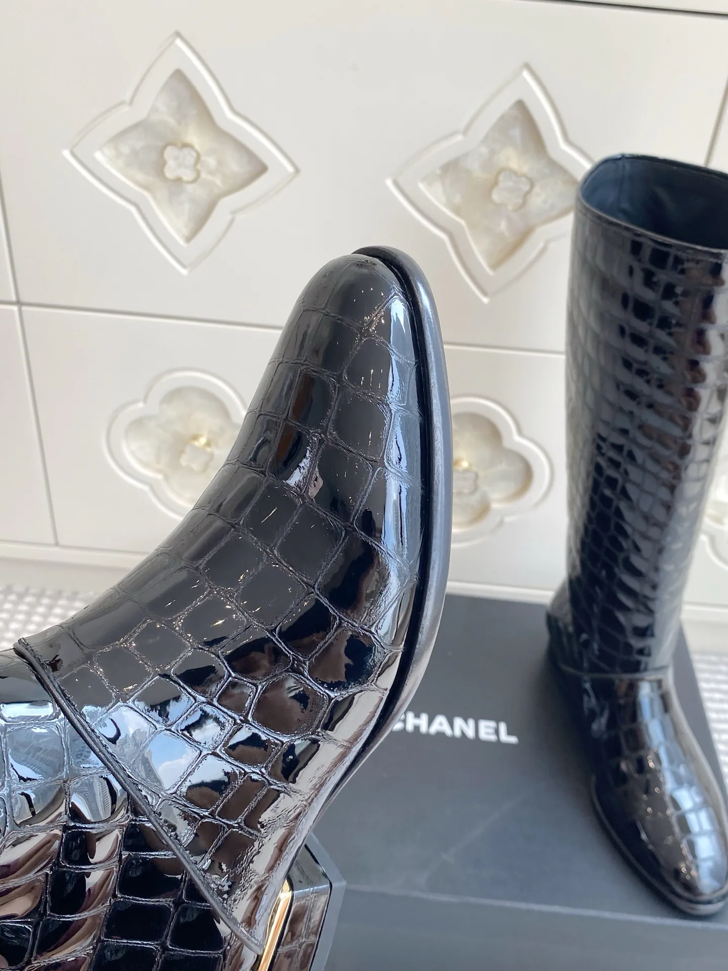 Сапоги Женские Chanel 18154650