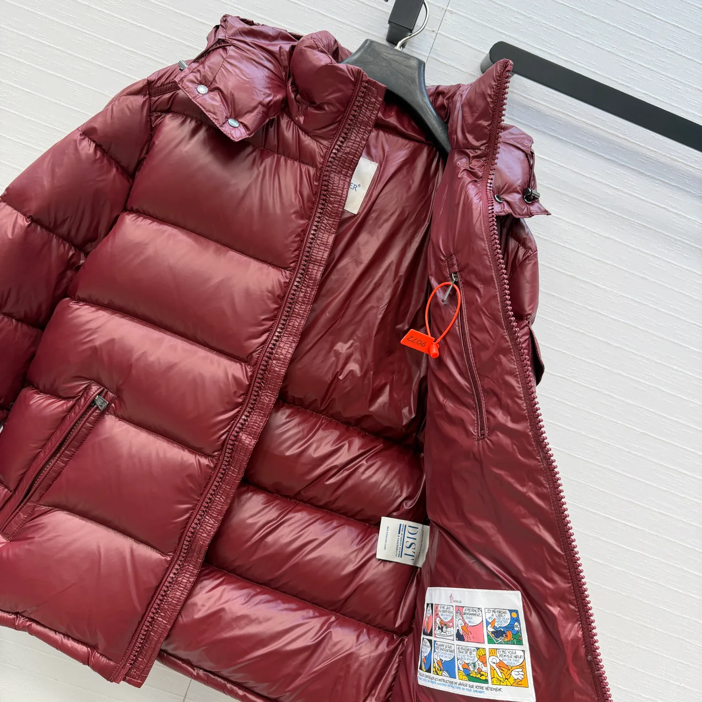 Куртки И Пуховики Женские Moncler 18184284