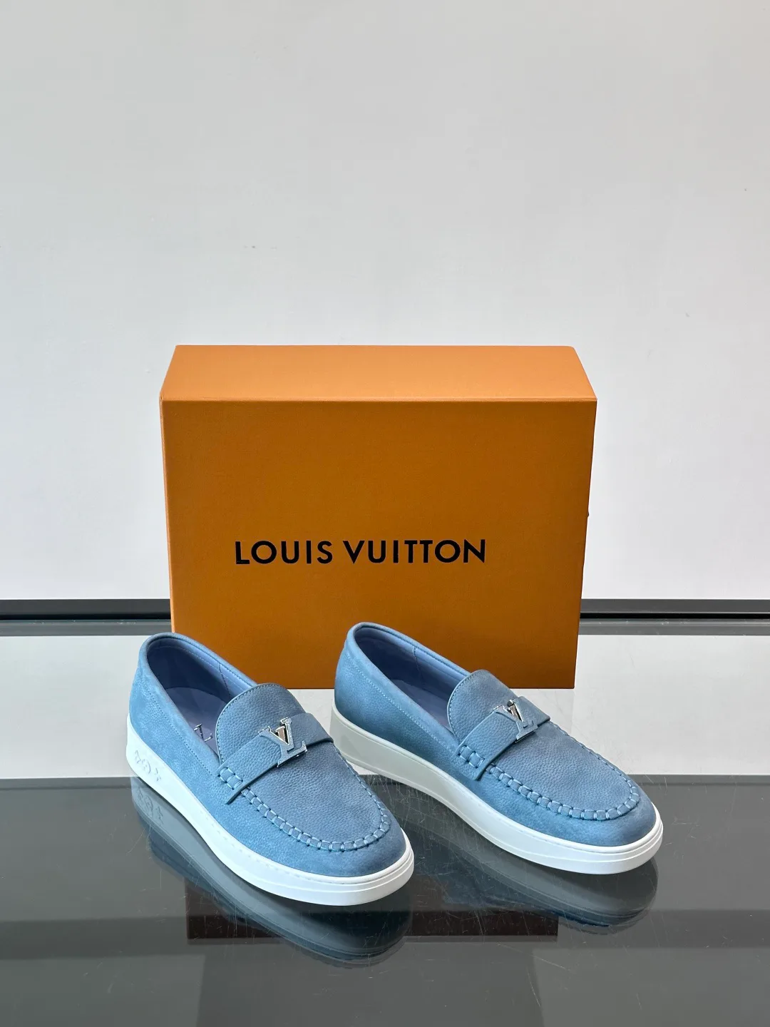 Лоферы И Туфли Мужские Louis Vuitton 17411067