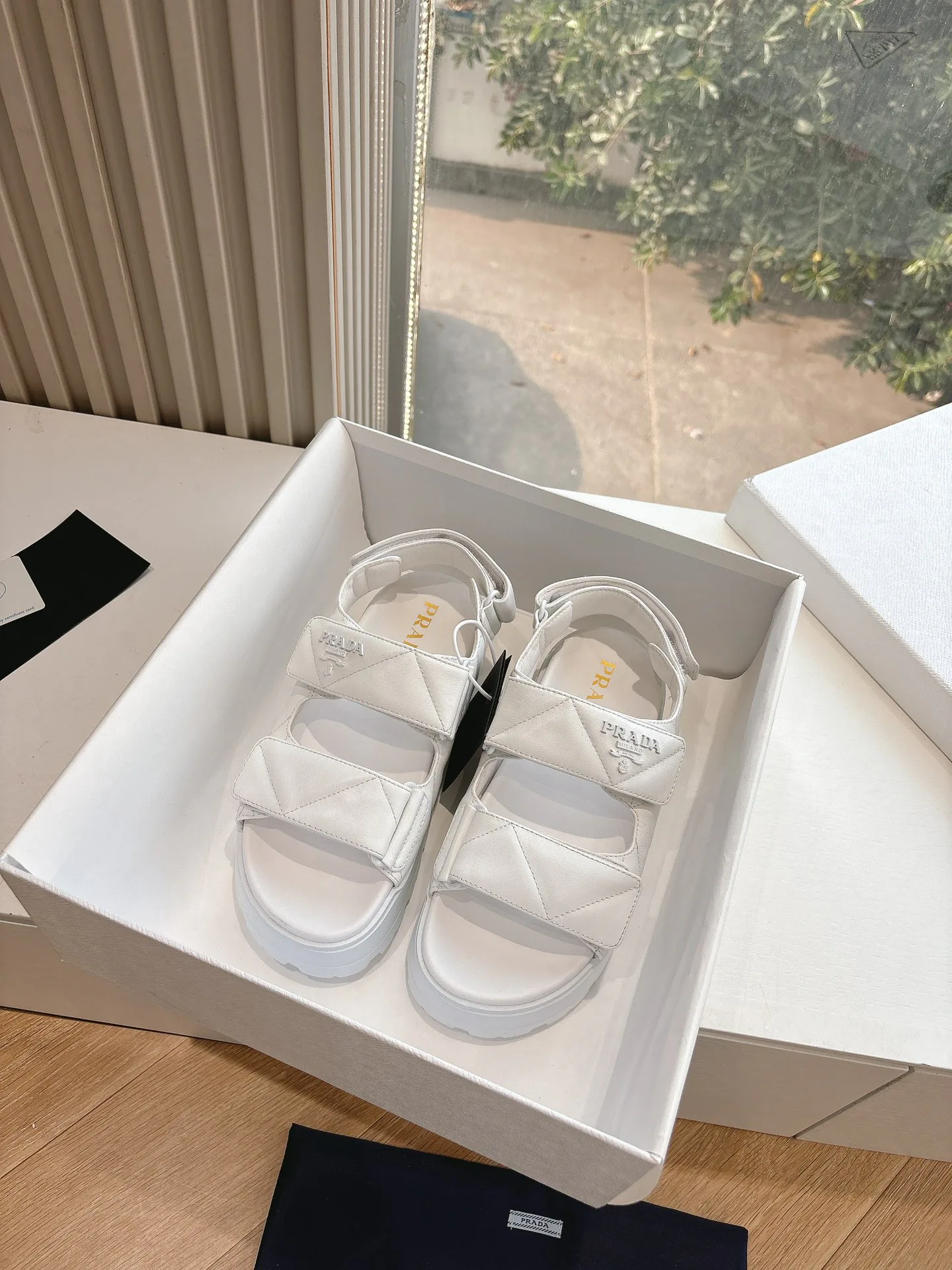 Сандалии Женские Prada 9779