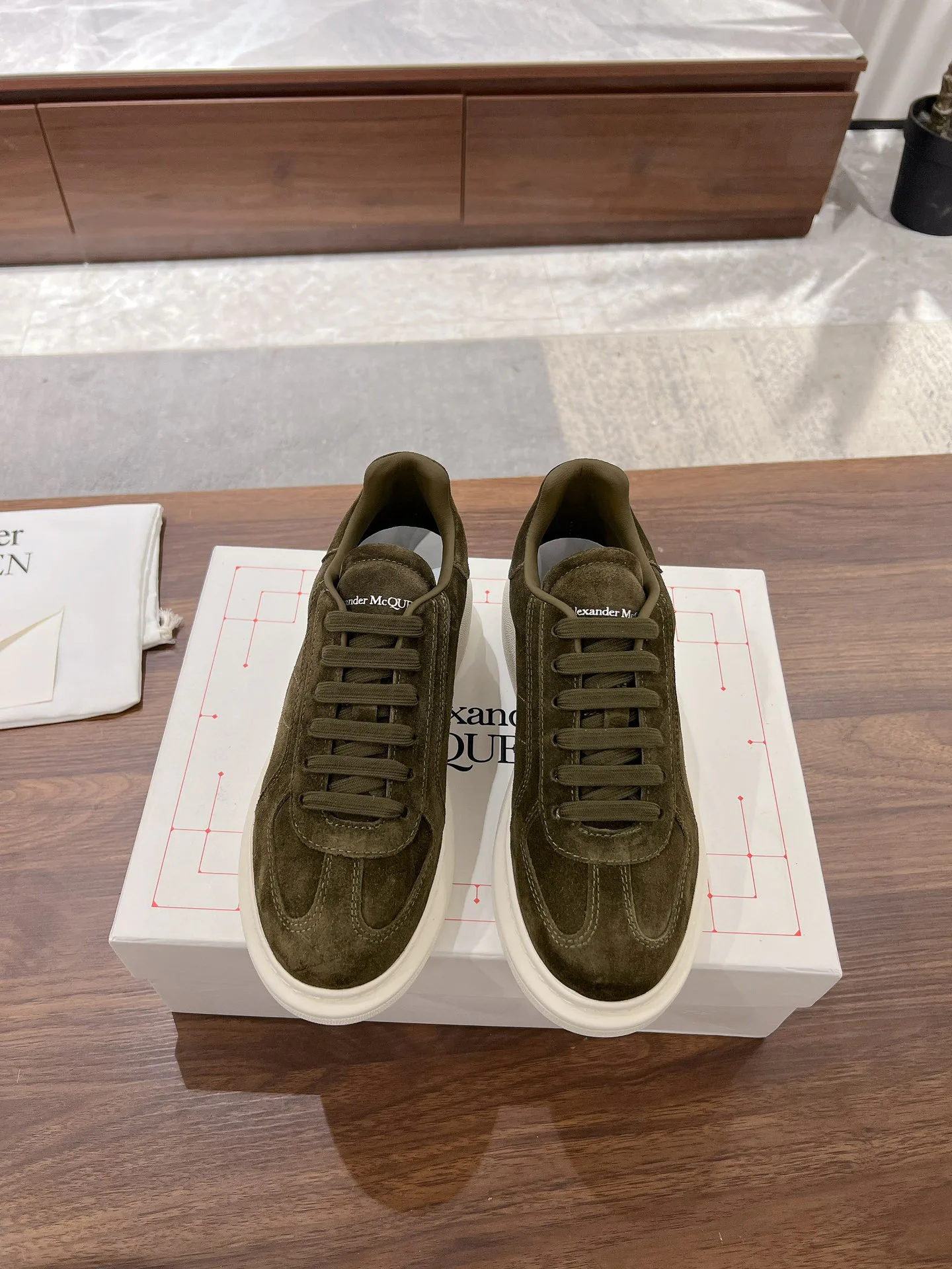 Кроссовки Женские Alexander Mcqueen 3446154