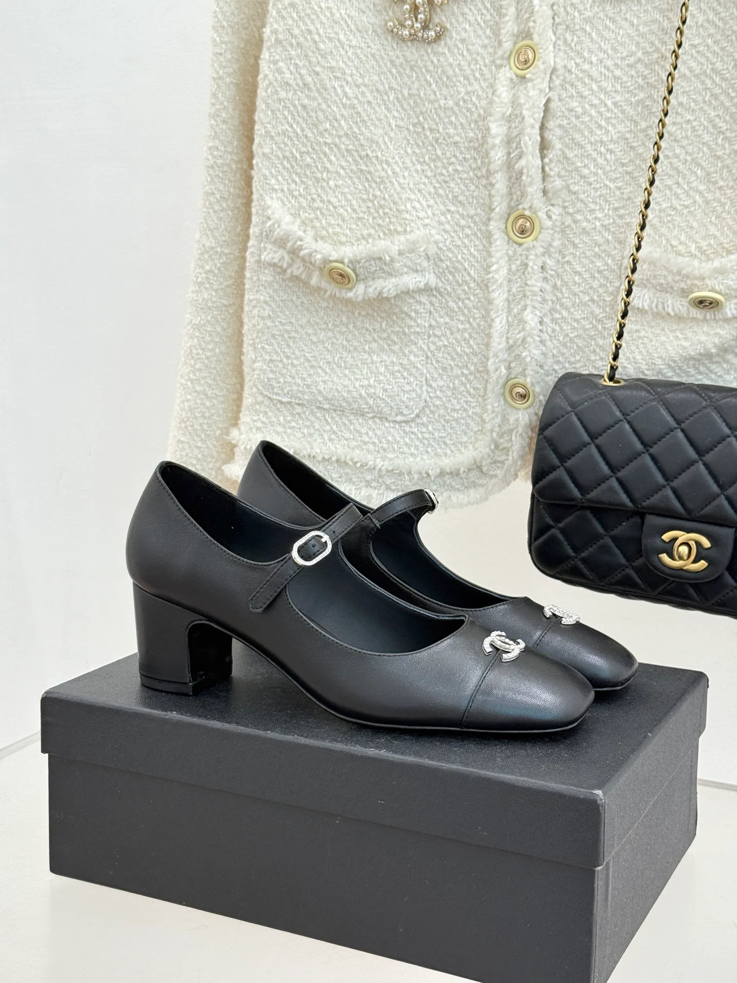 Туфли Женские Chanel 11902060