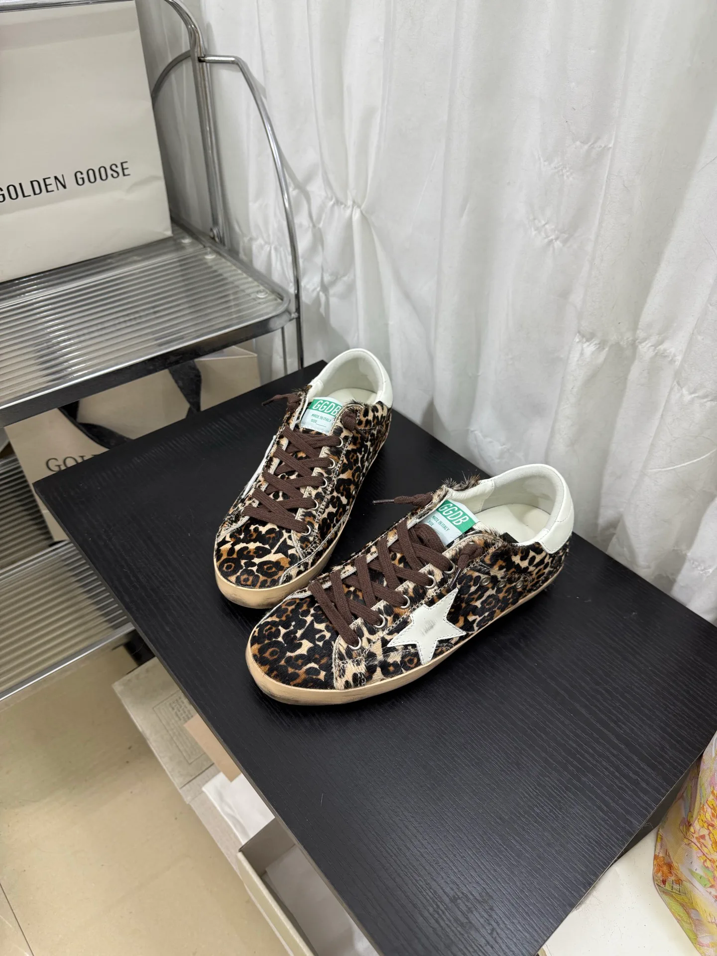 Кроссовки Женские Golden Goose 19534274