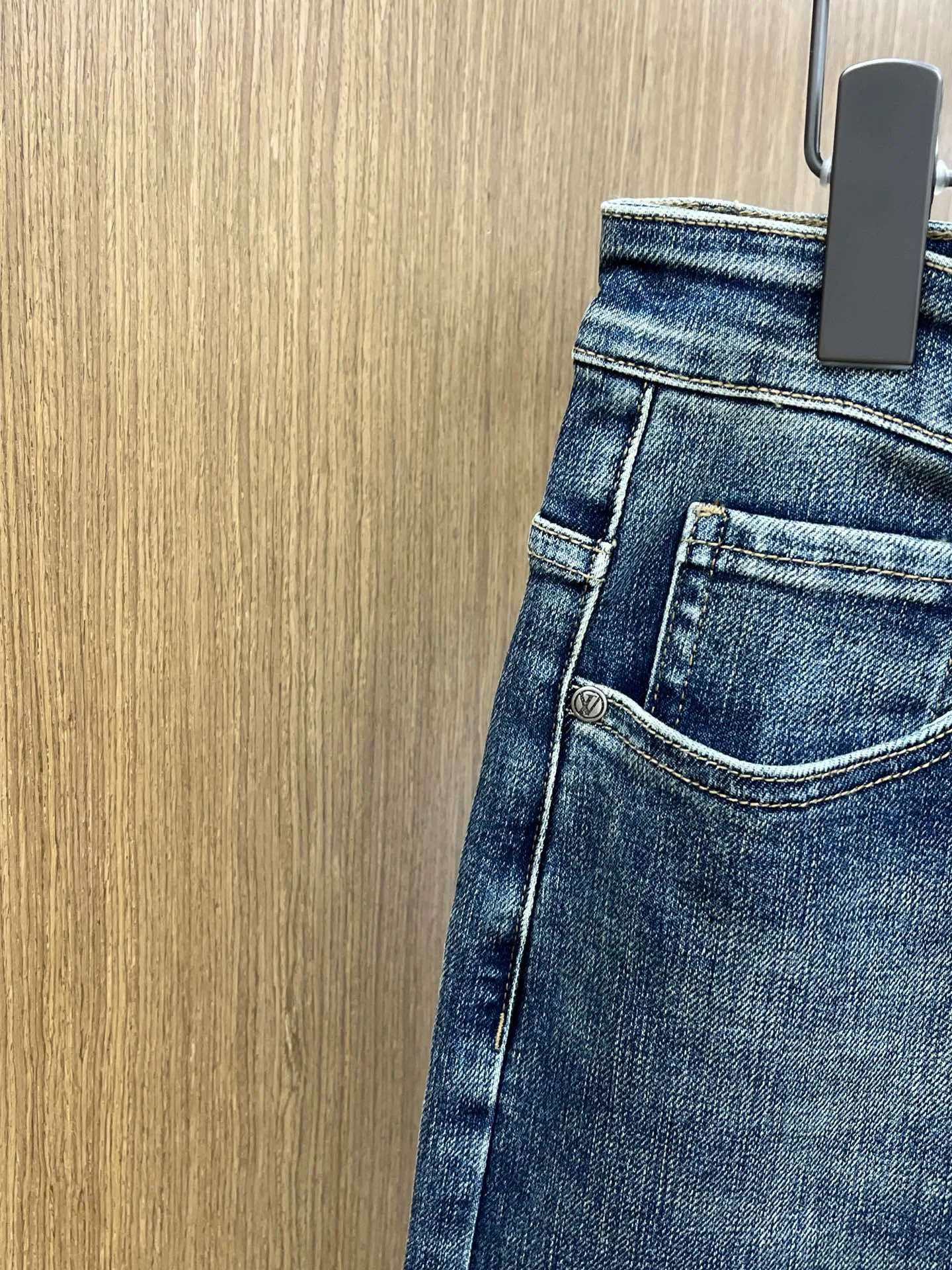 Джинсы Женские Louis Vuitton 12821726