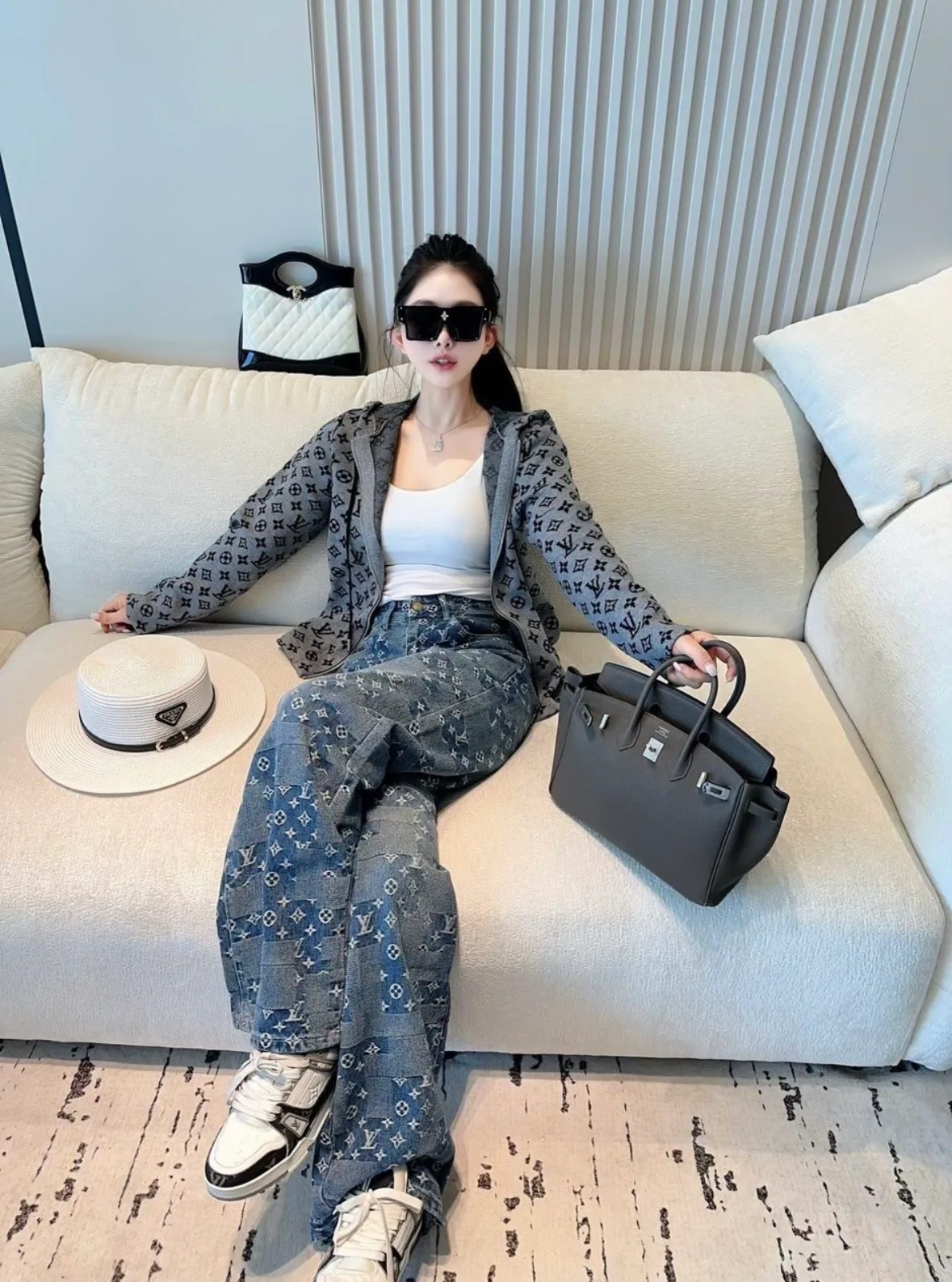 Джинсы Женские Louis Vuitton 5051028