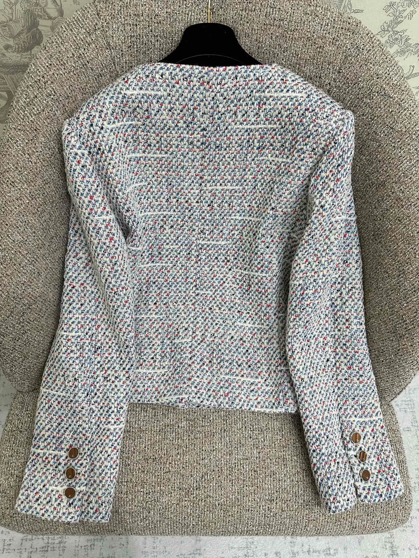 Жакеты Женские Chanel 18727217