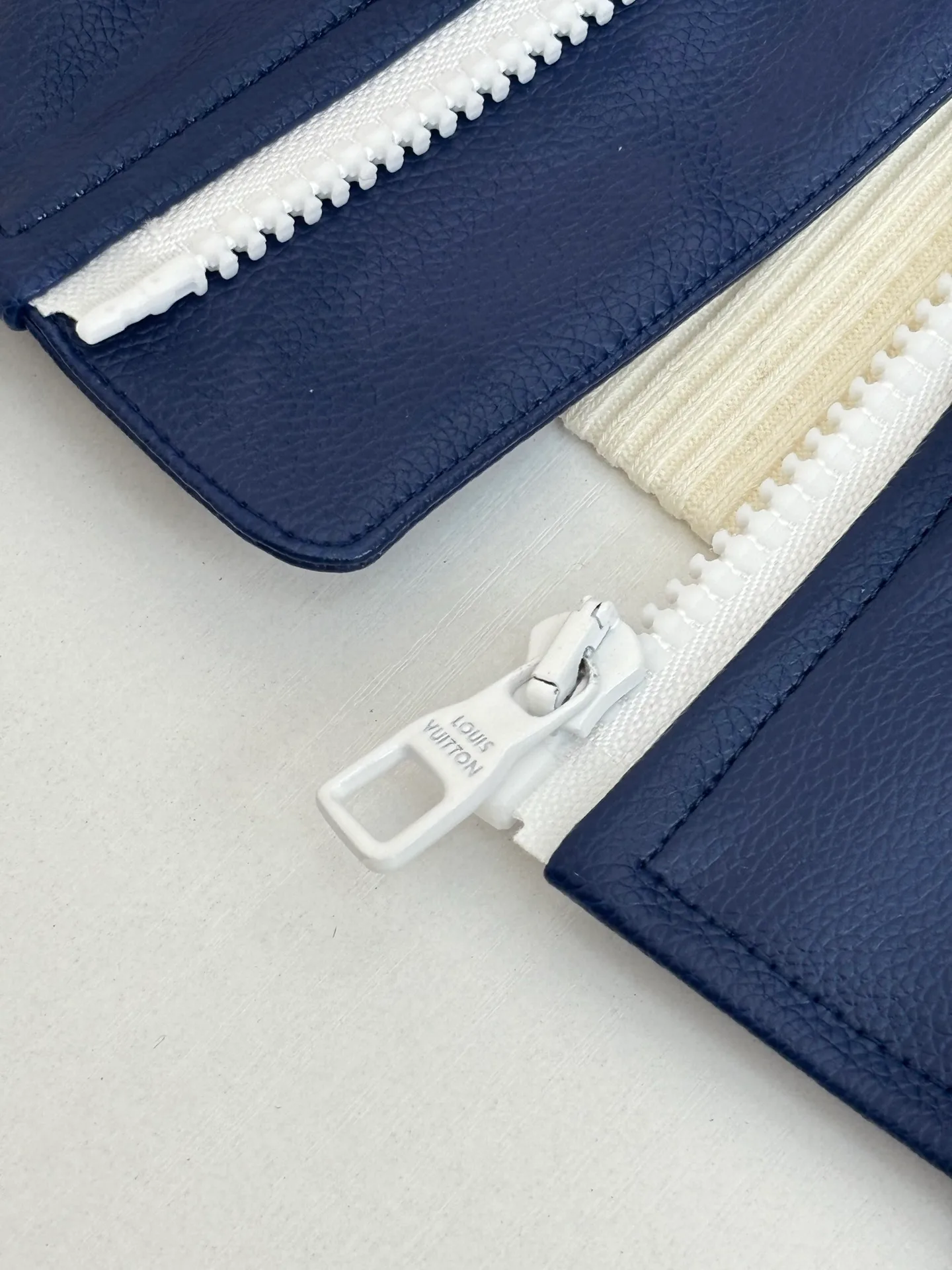 Куртки И Пуховики Мужские Louis Vuitton 514966