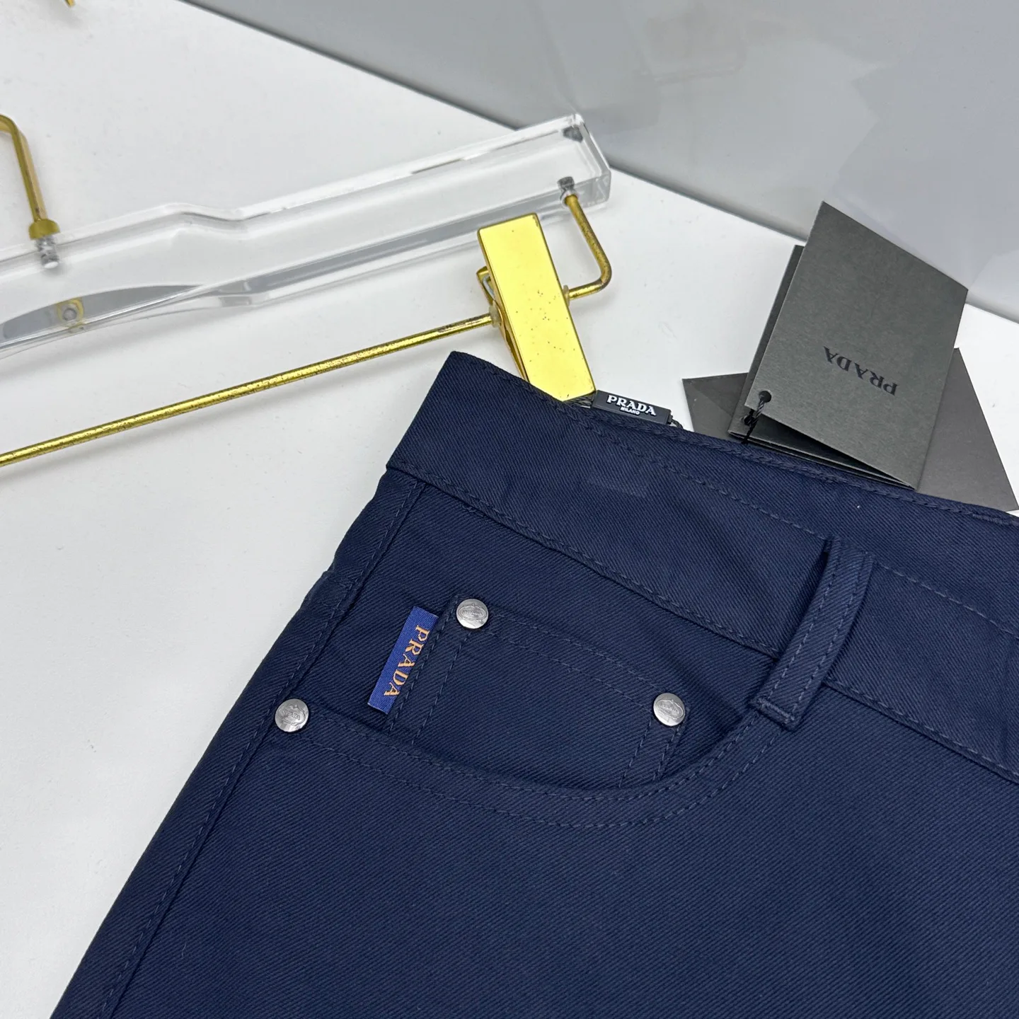 Брюки Мужские Prada 13118889