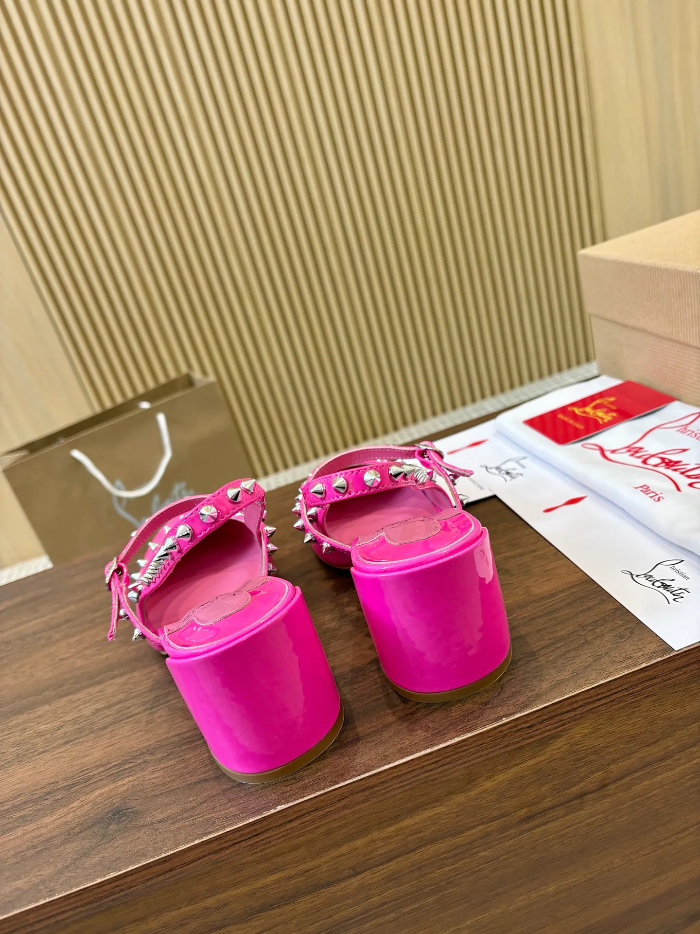 Туфли Женские Christian Louboutin 1856061