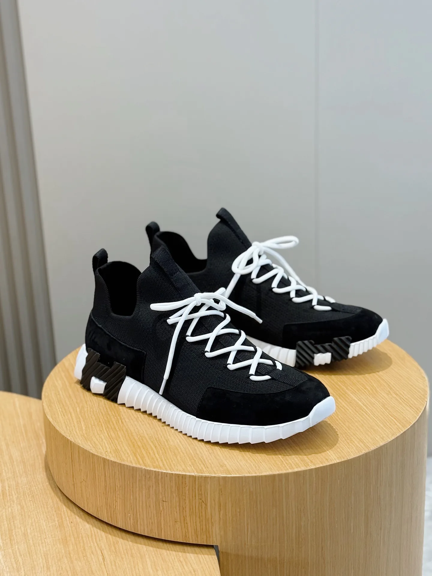 Кроссовки Мужские Hermes 11243927