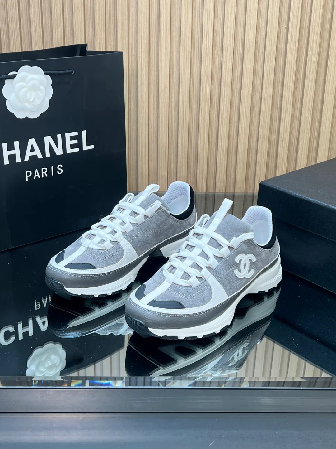 Кроссовки Женские Chanel 1731490