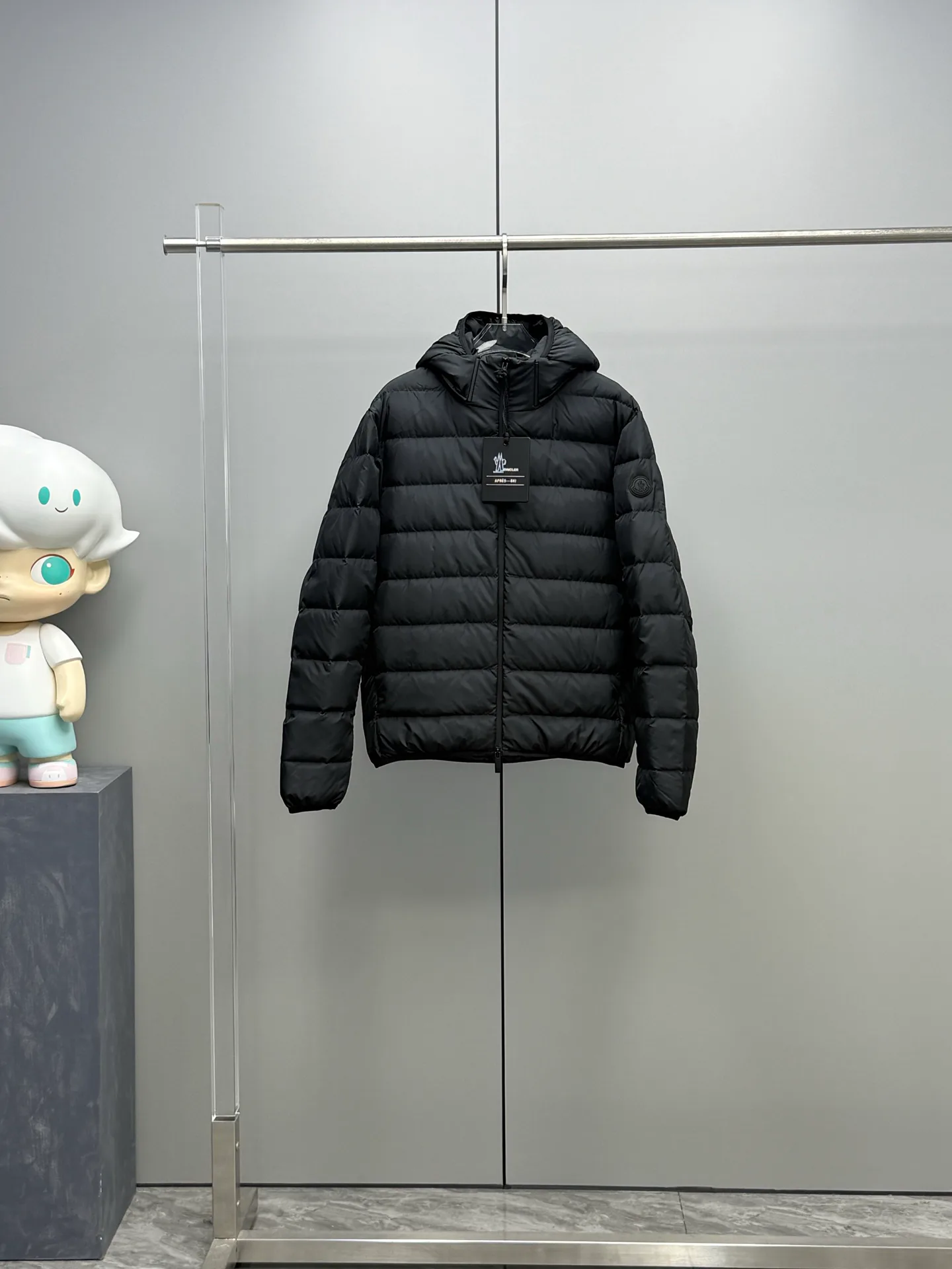 Куртки И Пуховики Мужские Moncler 17927593