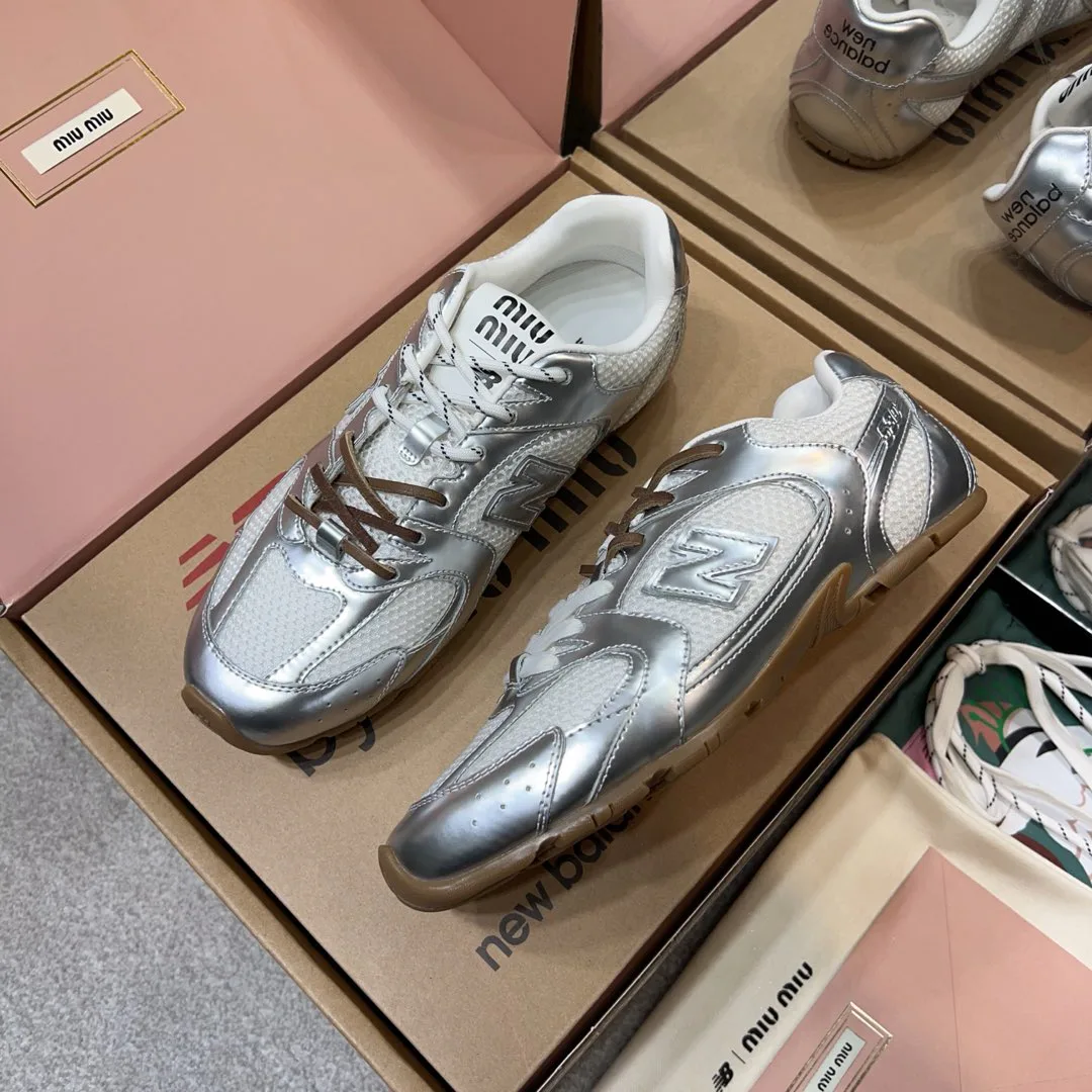 Кроссовки Женские Miu Miu 1534999