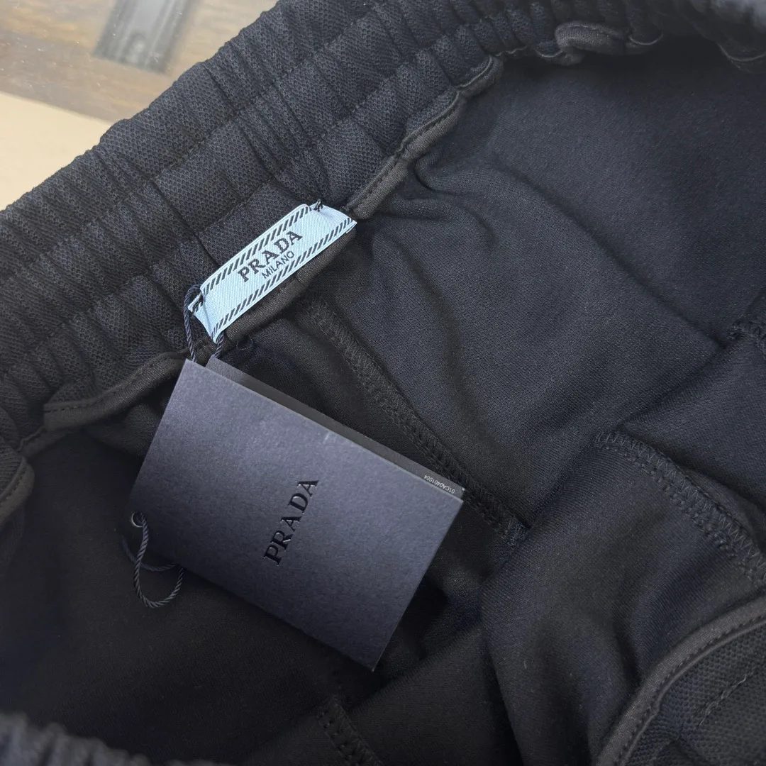 Шорты Женские Prada 11885578