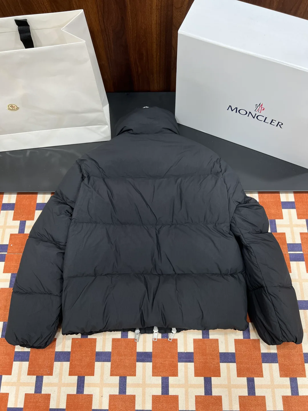 Куртки И Пуховики Женские Moncler 18127861