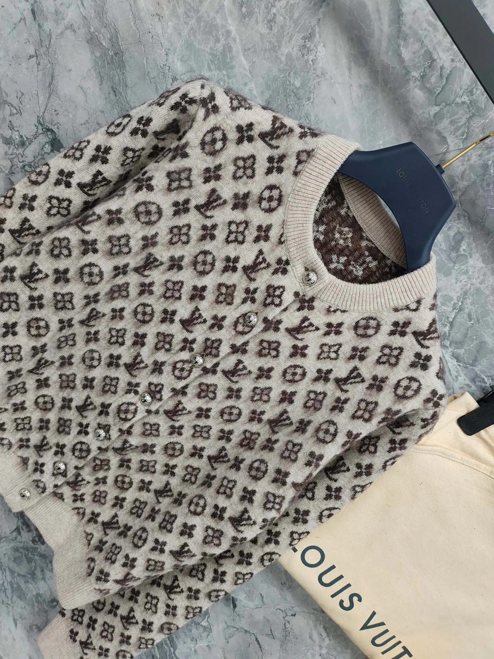 Джемперы И Свитеры Женские Louis Vuitton 18897518