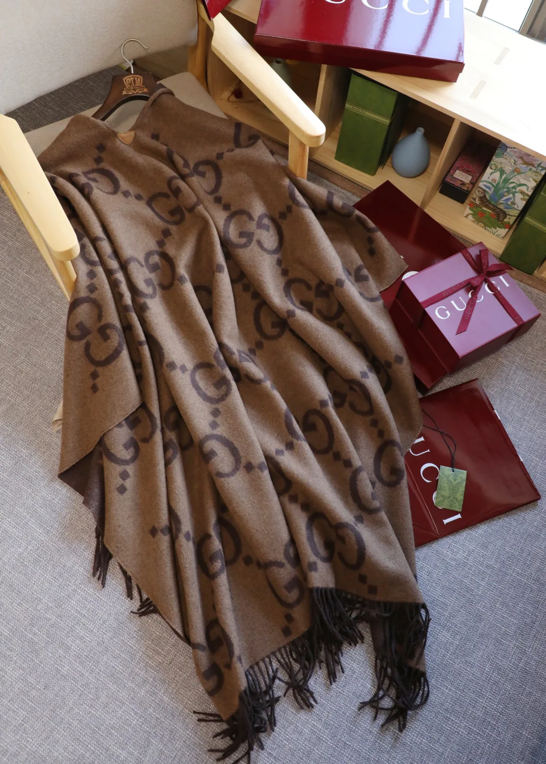 Шарфы Gucci 438543