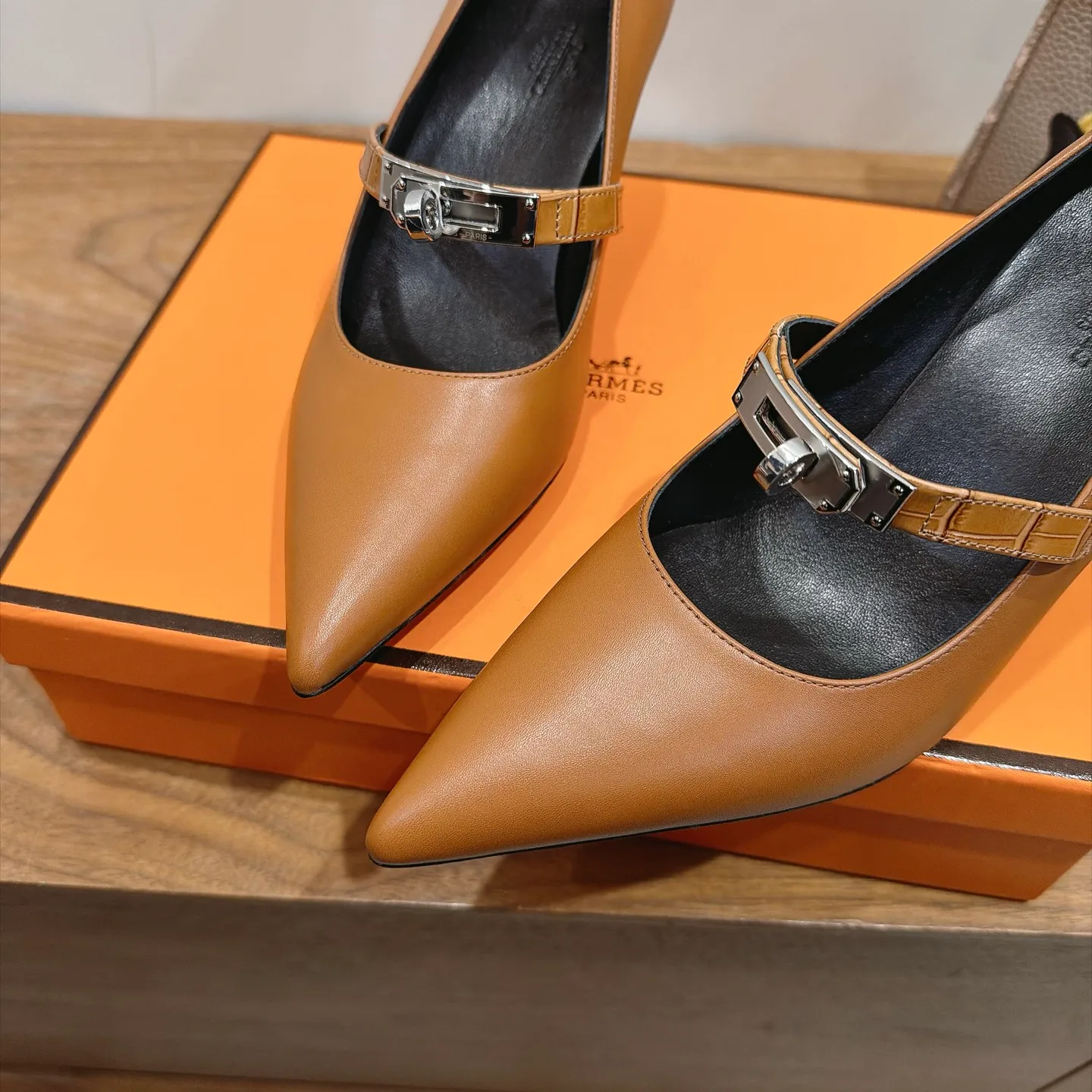 Туфли Женские Hermes 19055151