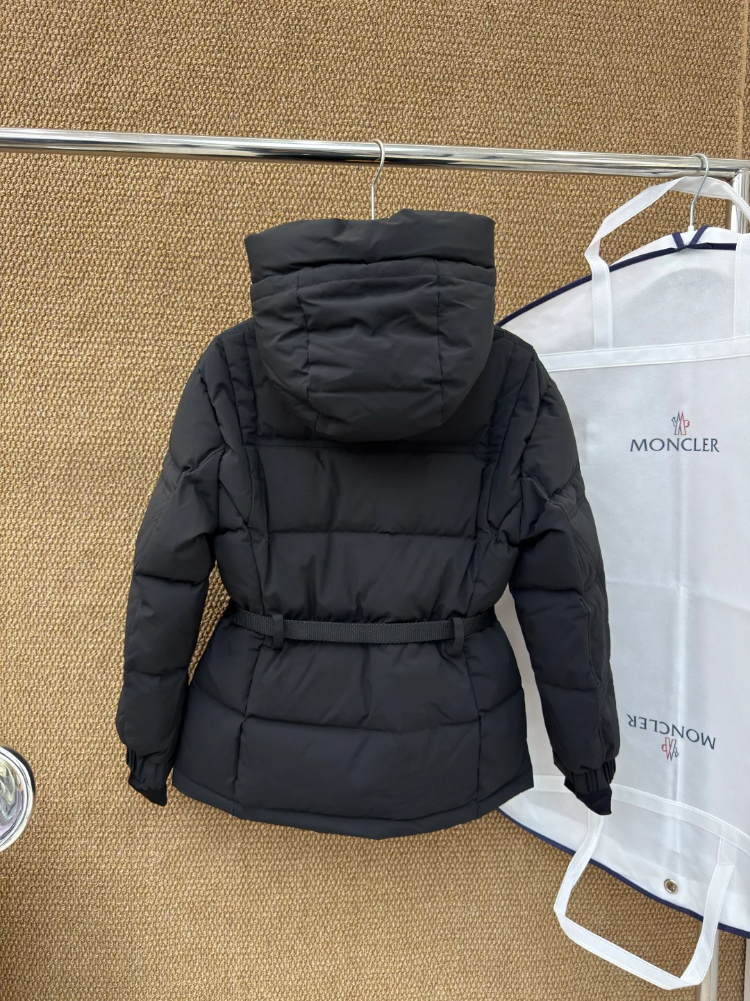 Куртки И Пуховики Женские Moncler 18816464