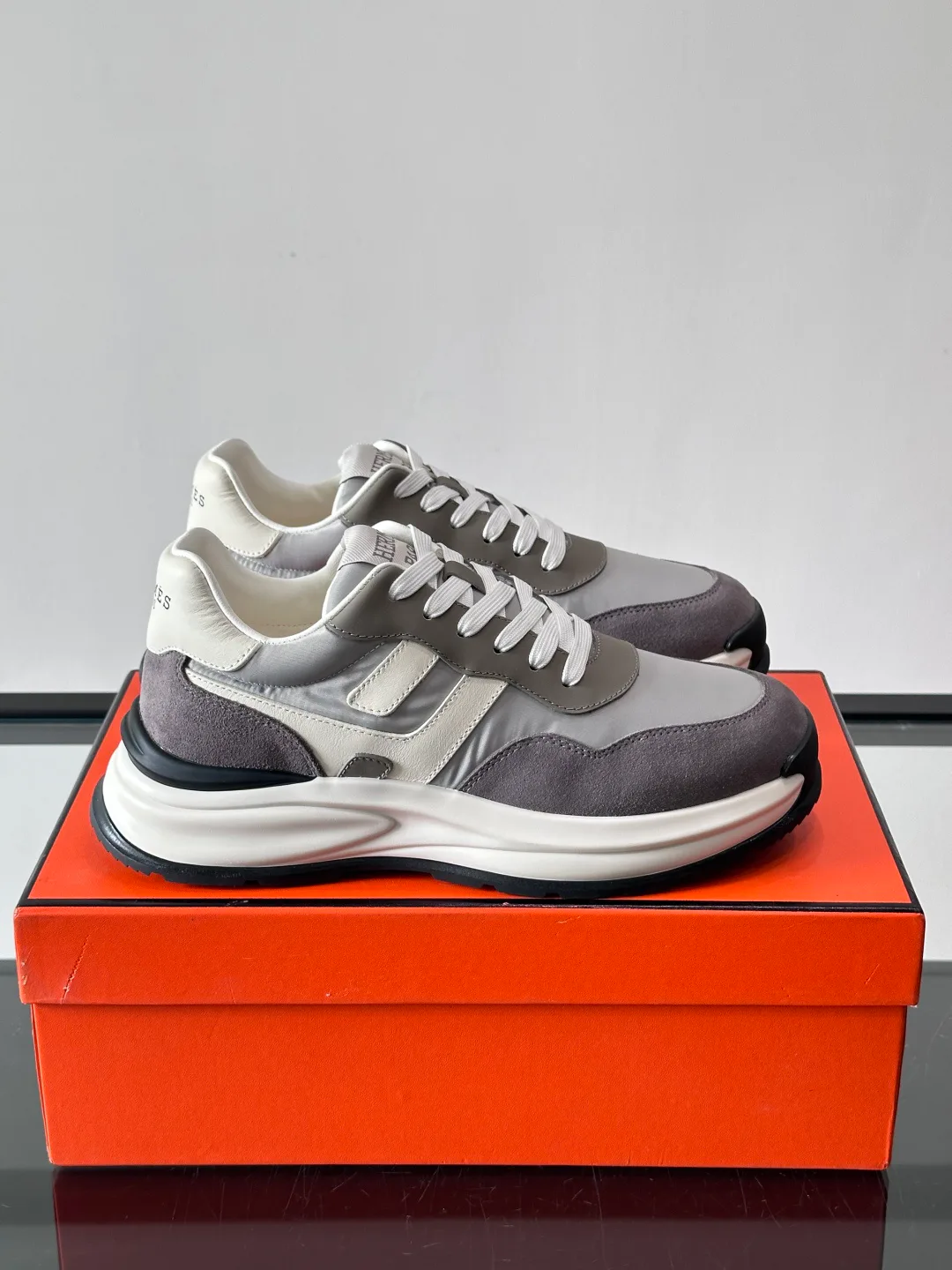 Кроссовки Мужские Hermes 11584901