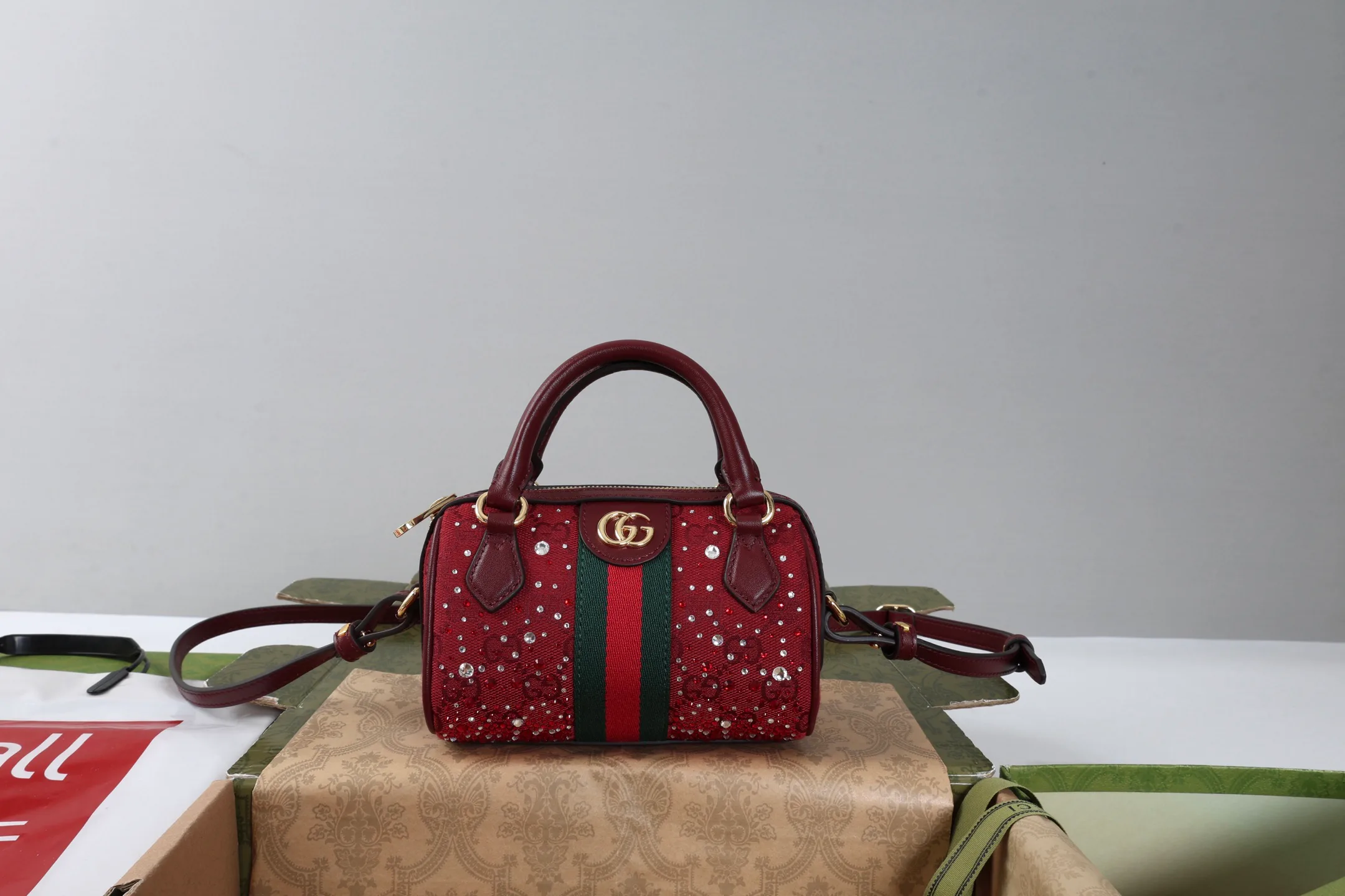 Классические Сумки Женские Gucci 2606377