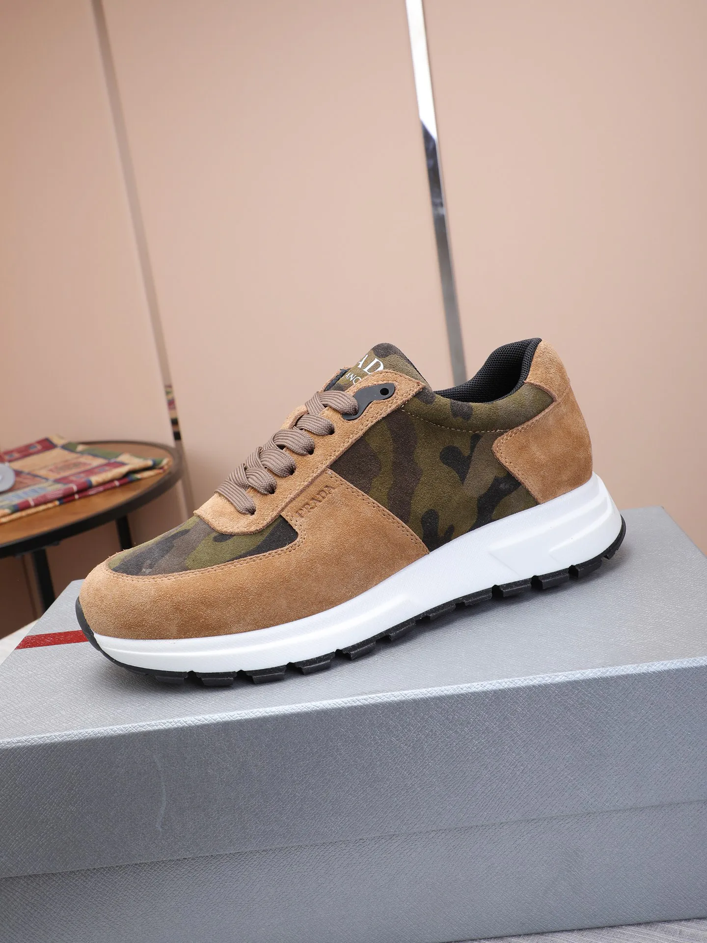 Кроссовки Мужские Prada 10844553