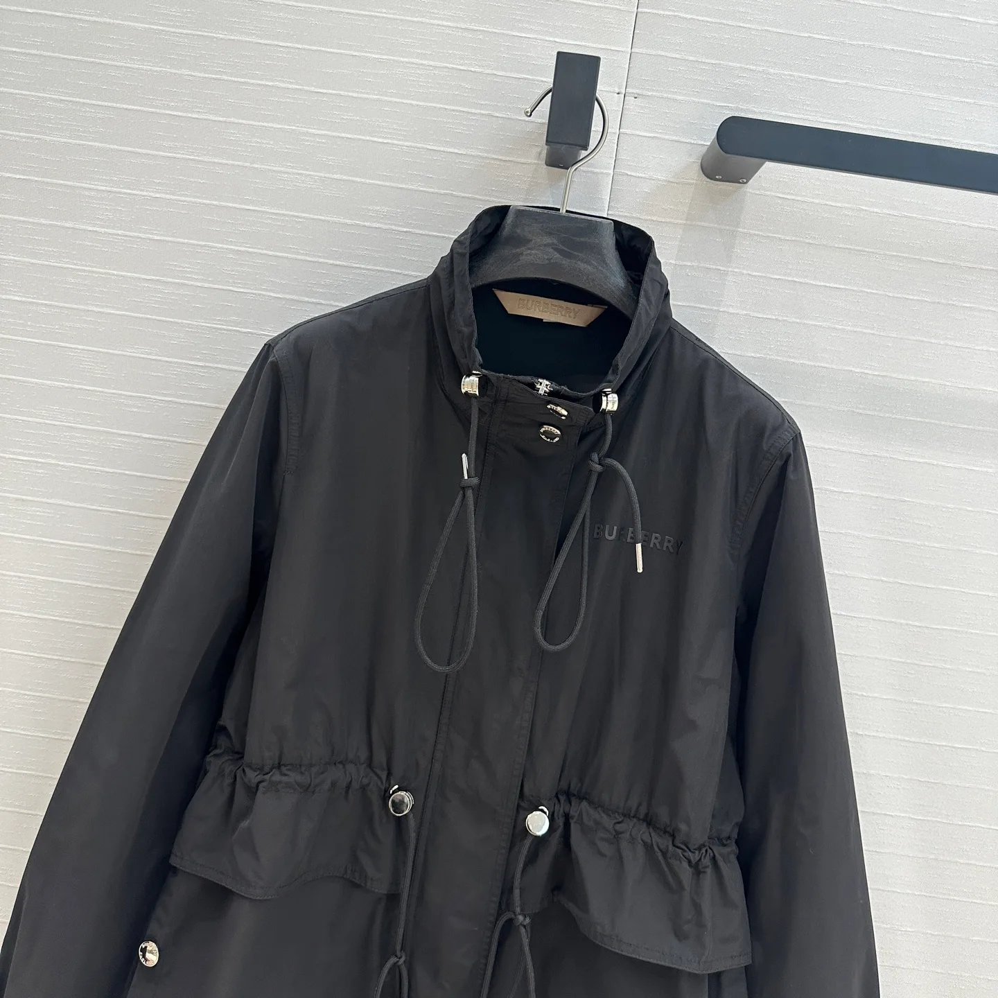 Куртки И Пуховики Женские Burberry 12093333