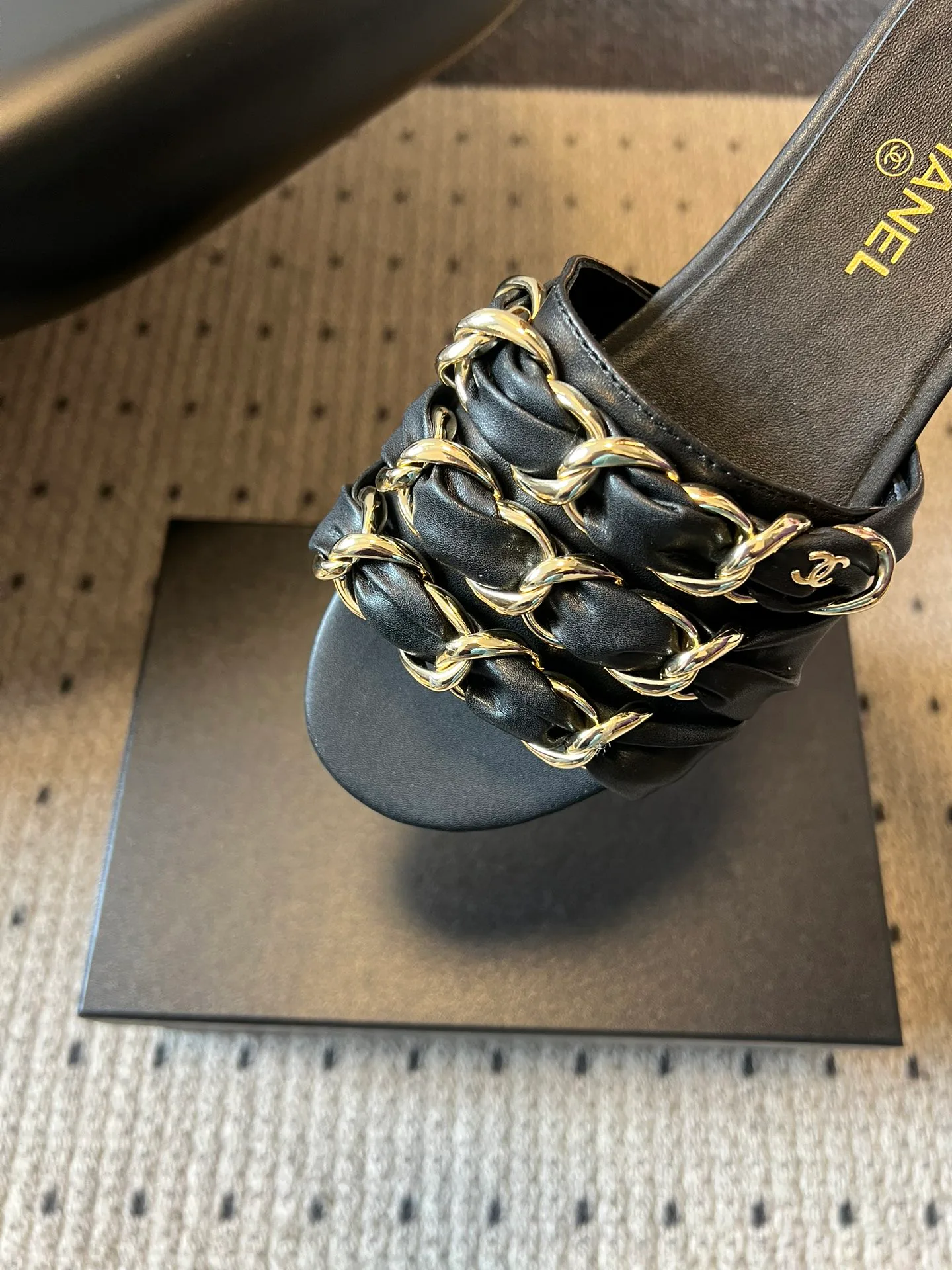 Шлепанцы Женские Chanel 1122371