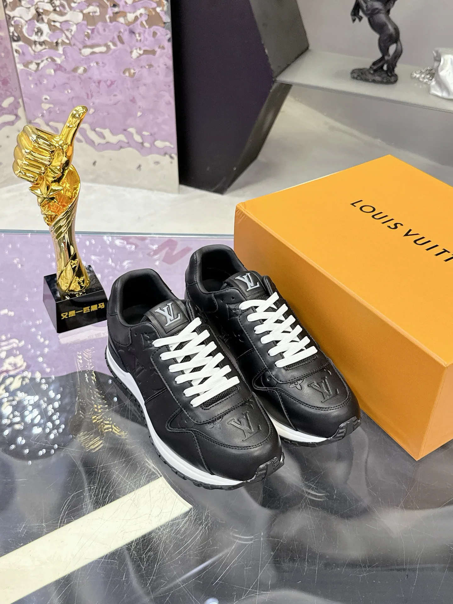 Кроссовки Мужские Louis Vuitton 421962